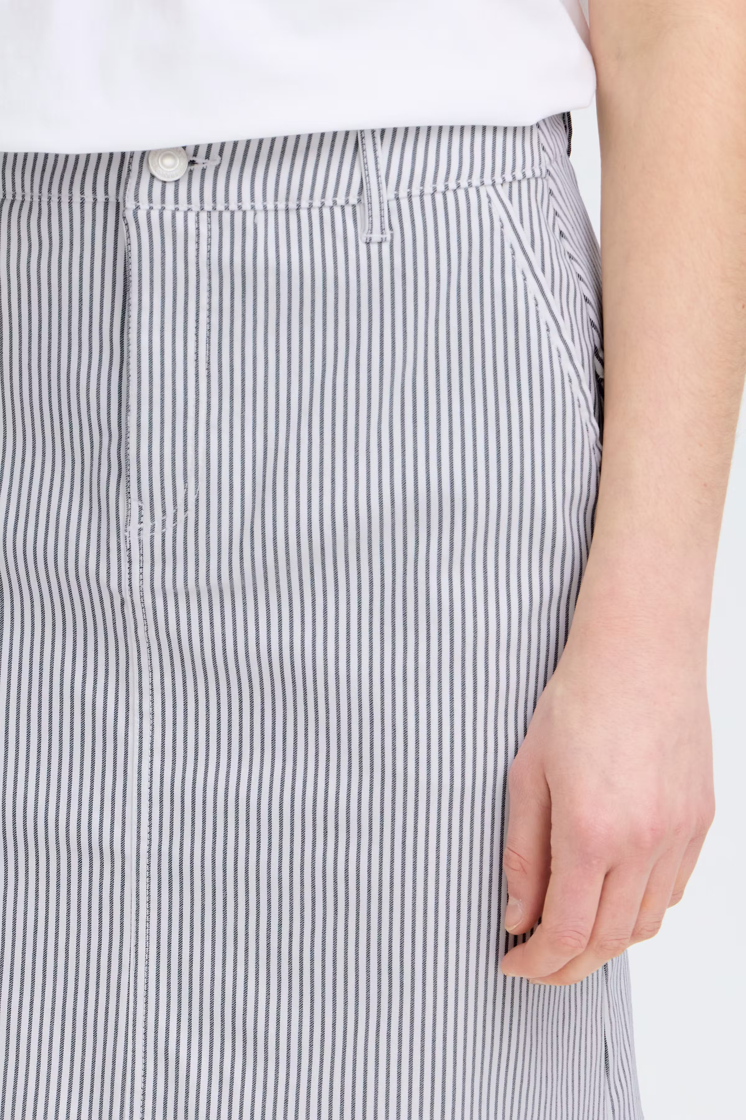 FRENA Skirt LOOKBOOK DETAIL 20617534-203389