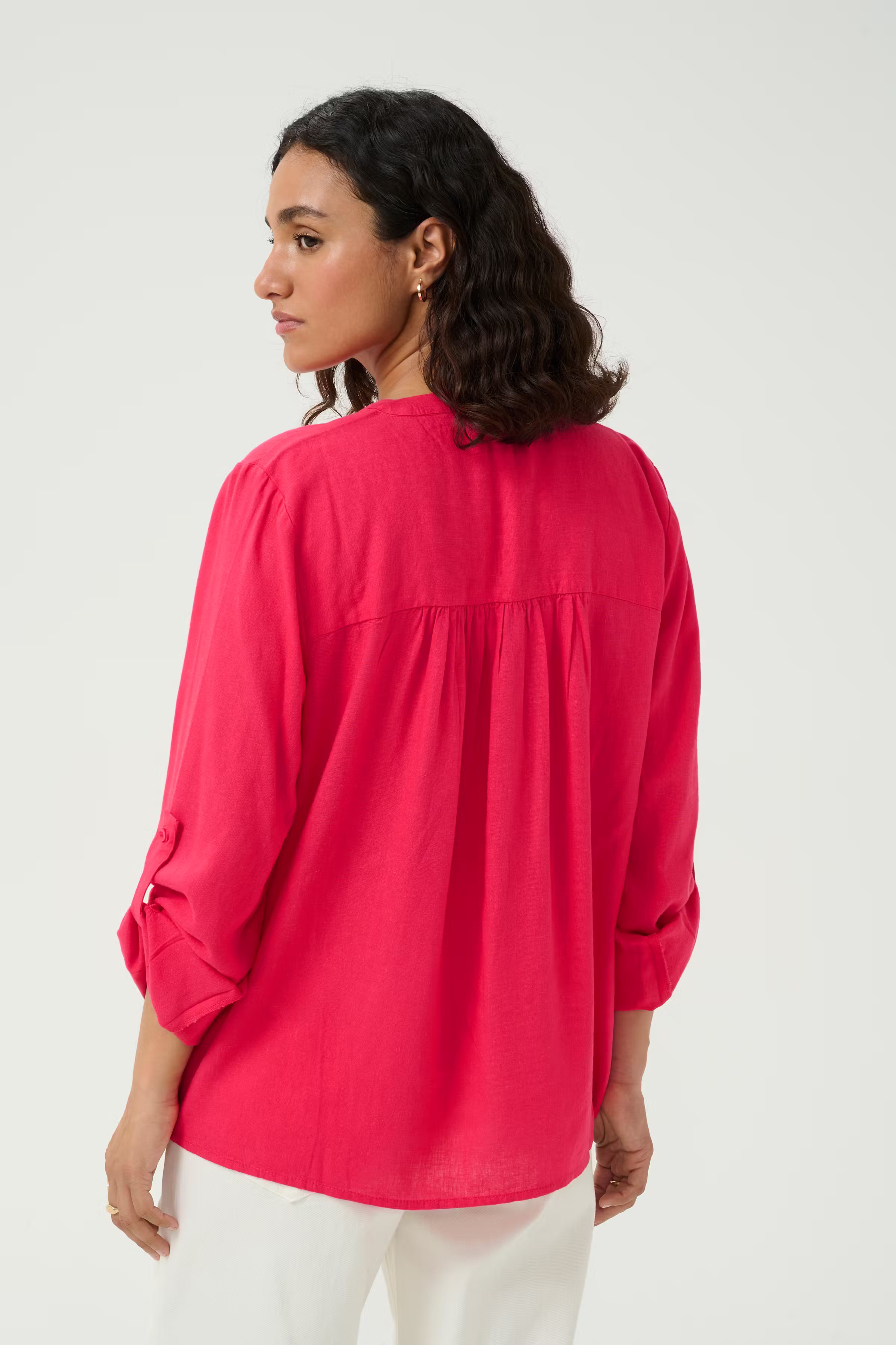 KAmilia Lin bluse LOOKBOOK BACK 10508313-181754