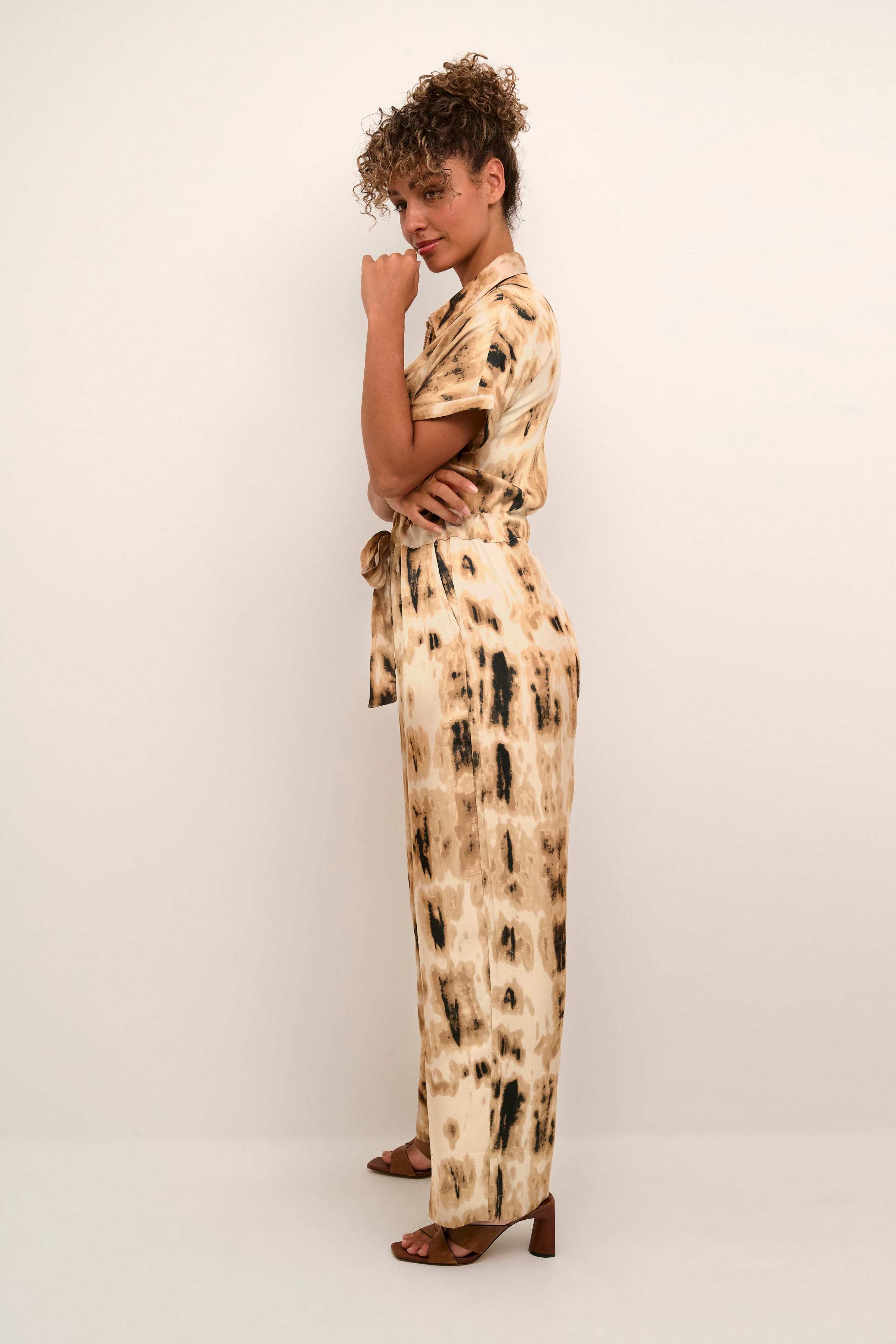 CRSimia Overall LOOKBOOK FRONT 10612336-105484