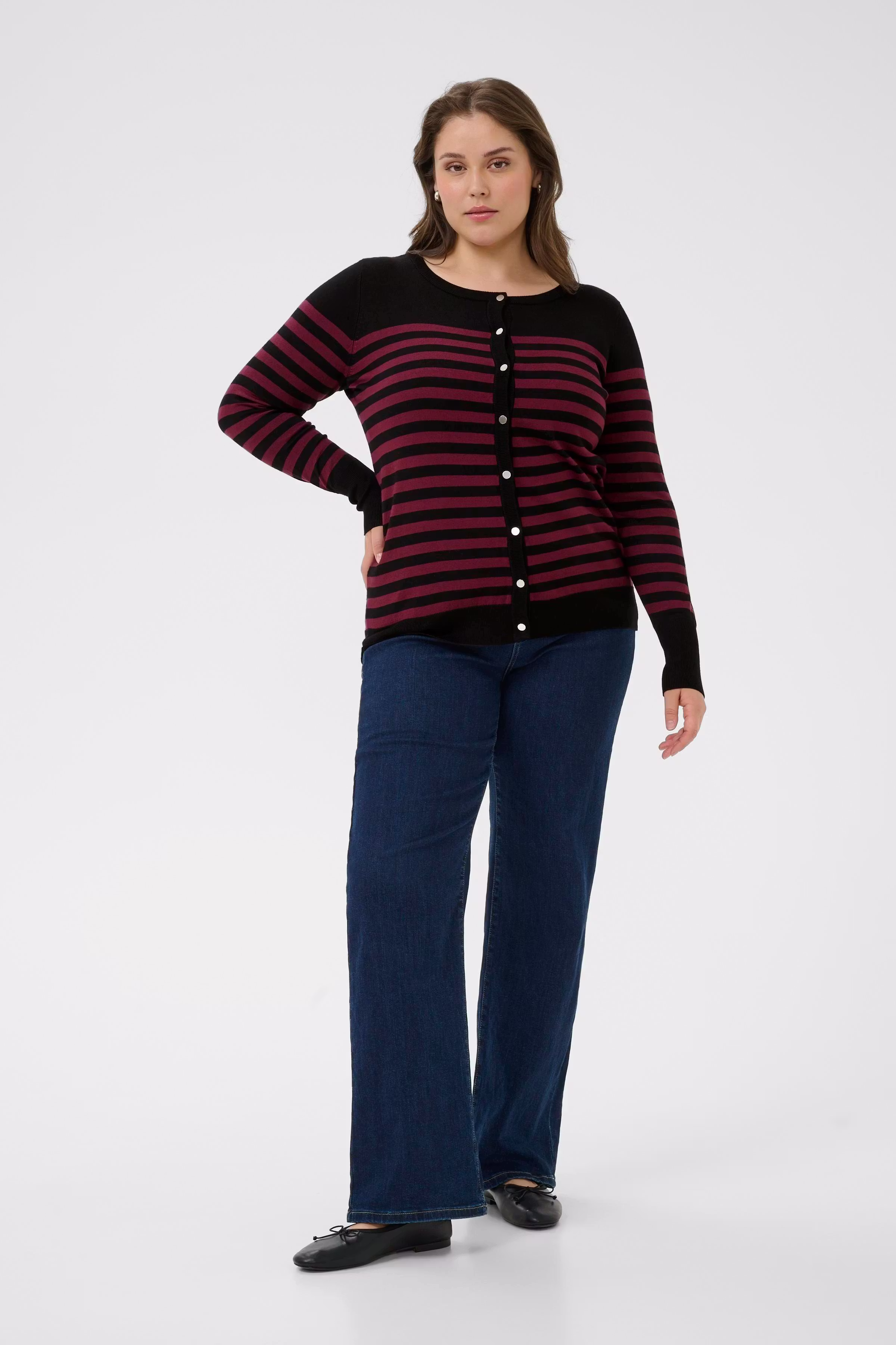 KClizzy Cardigan LOOKBOOK FRONT 10583704-108804