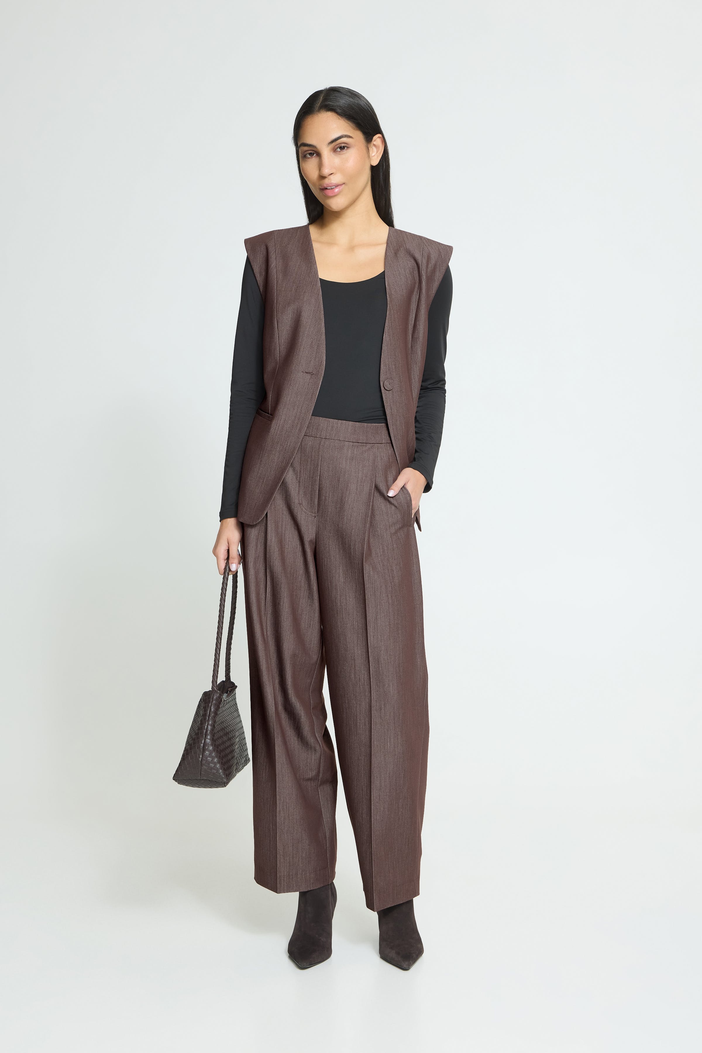IHJUMI Trousers LOOKBOOK FRONT 20124431-1909151