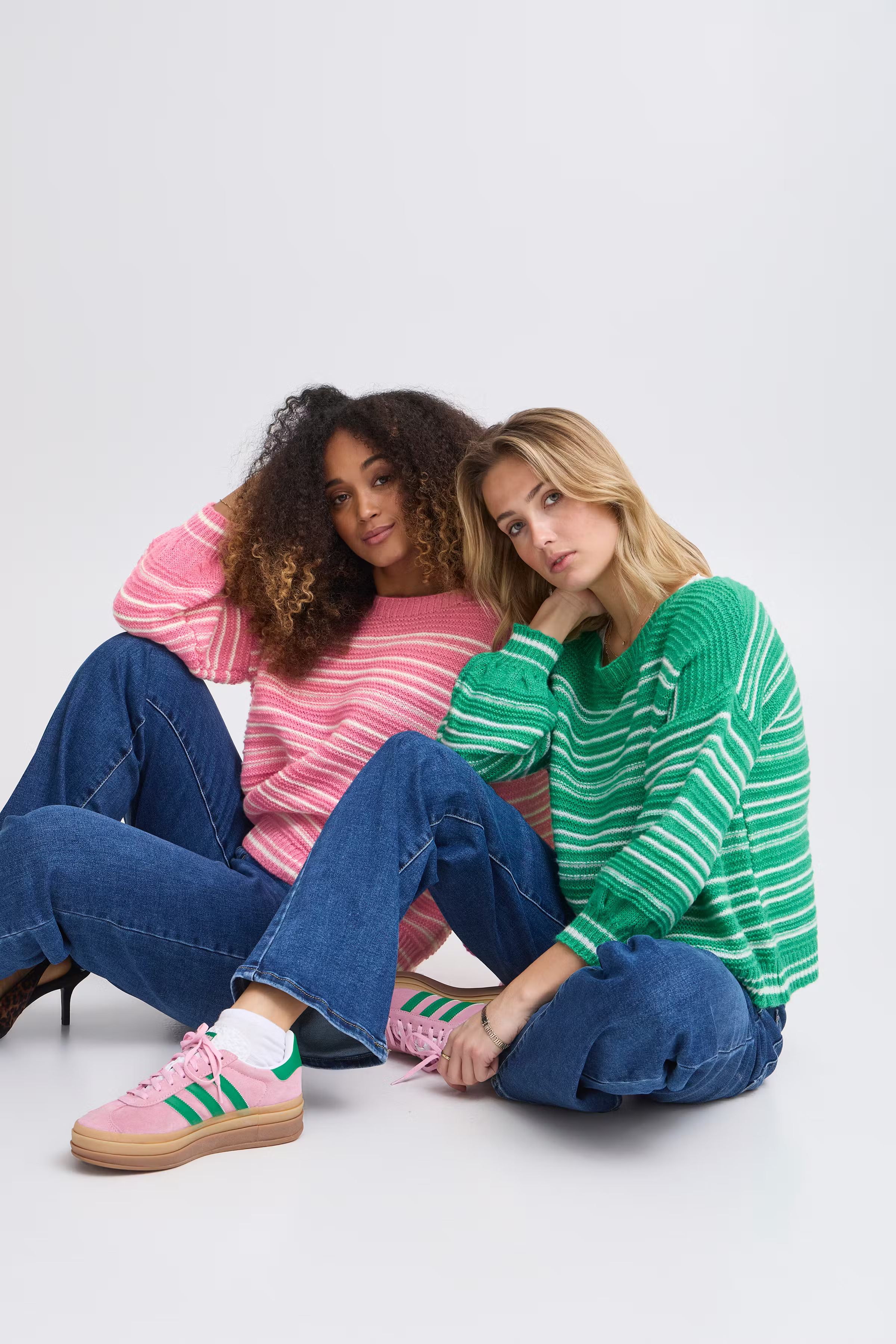 SBGERONA Pullover LOOKBOOK DETAIL 22100936-172120