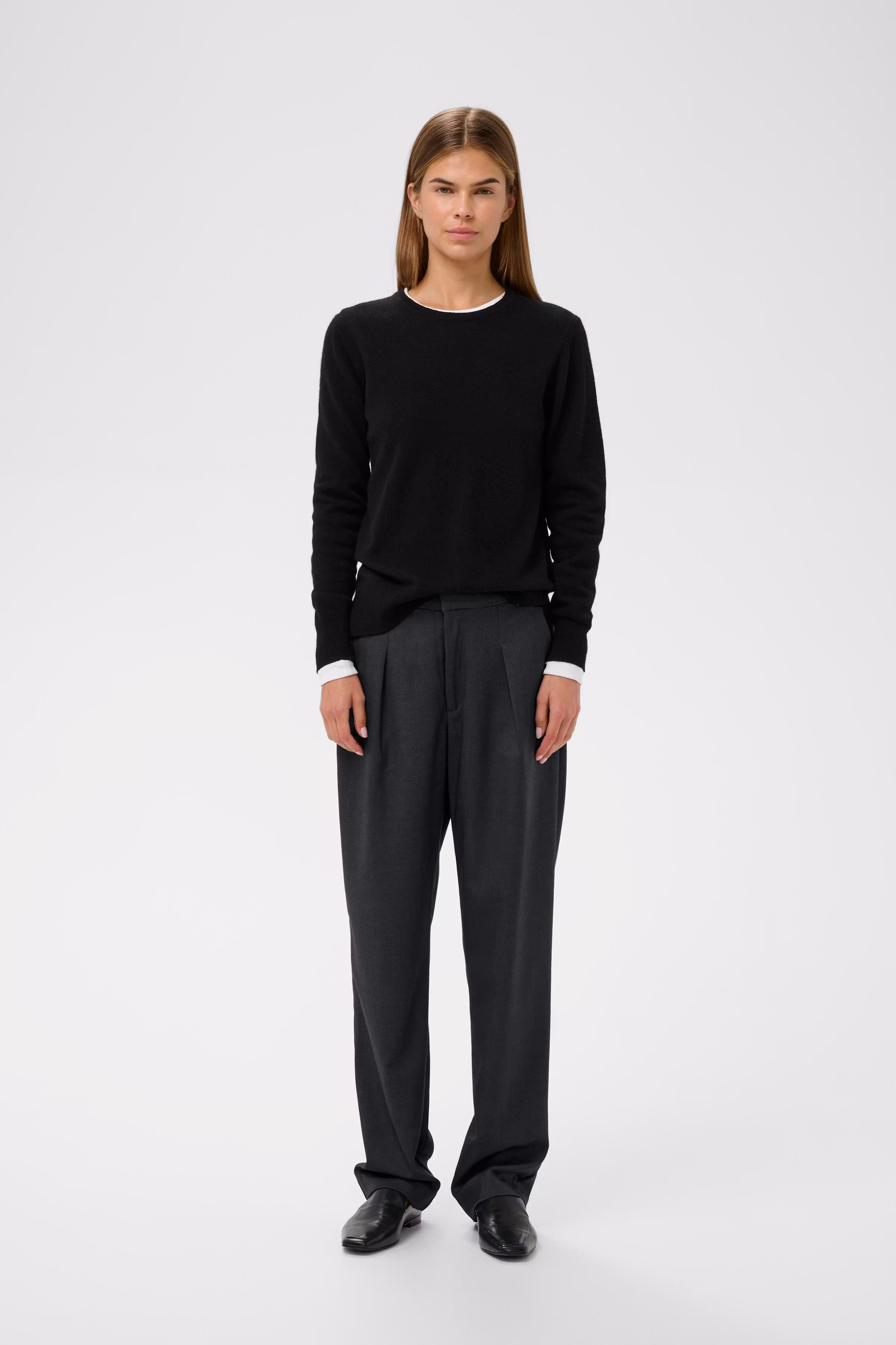 YuktaIW Broek LOOKBOOK FRONT 30111161-301744