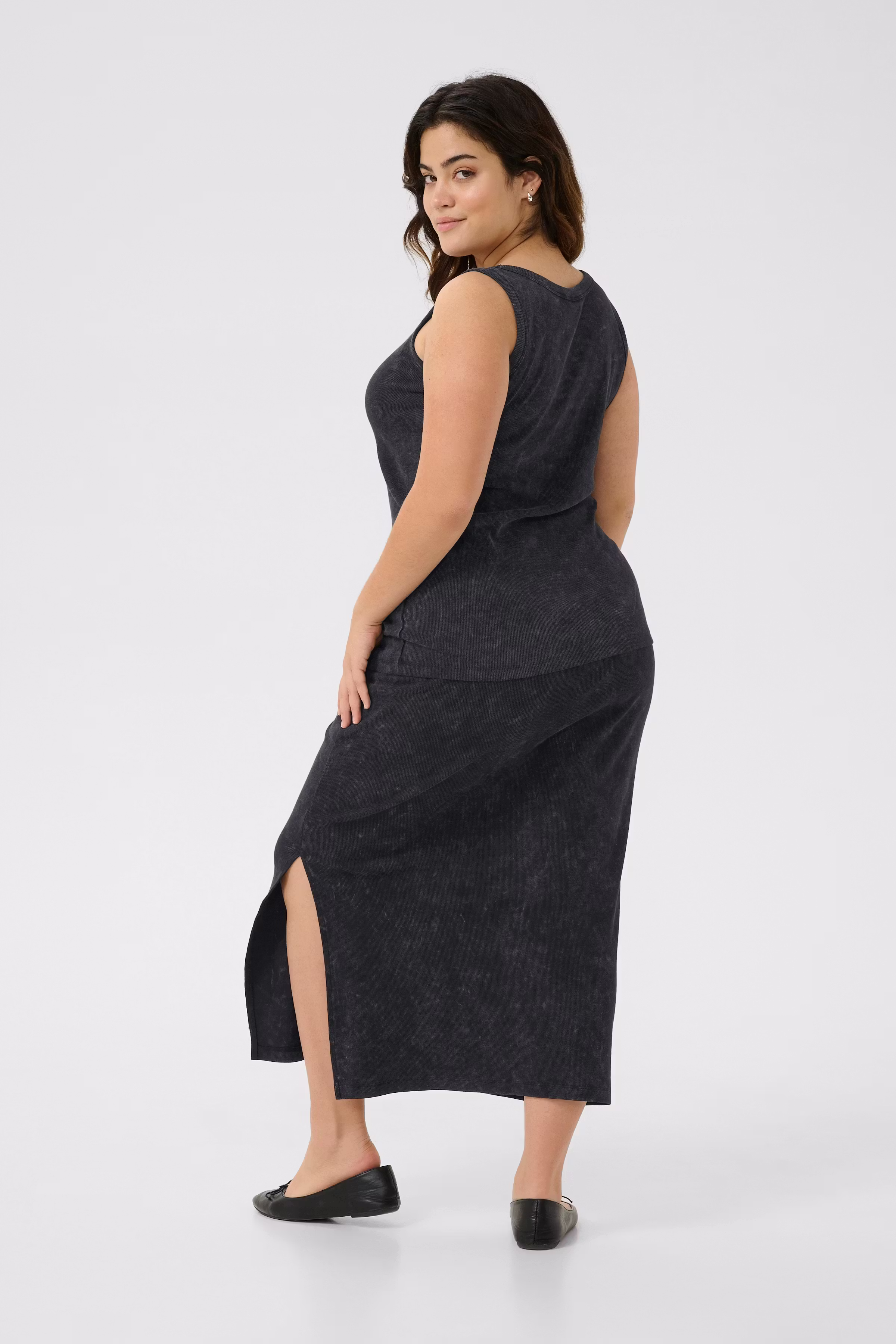 KCdalia Top LOOKBOOK BACK 10583204-107404