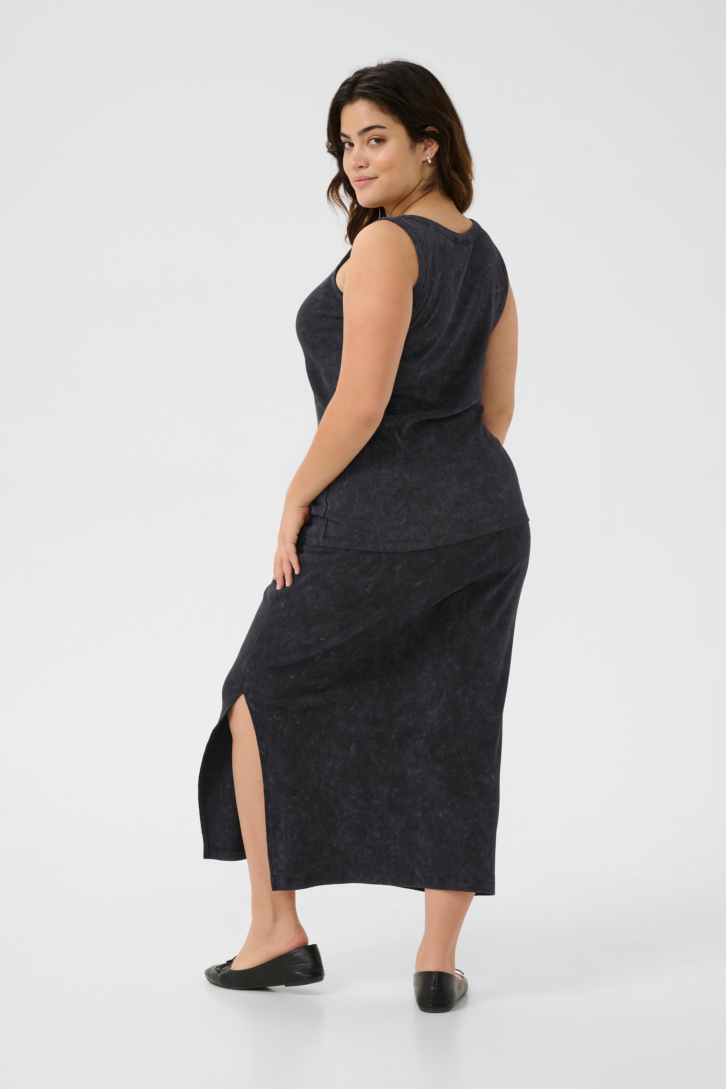 KCdalia Top LOOKBOOK BACK 10583204-107404