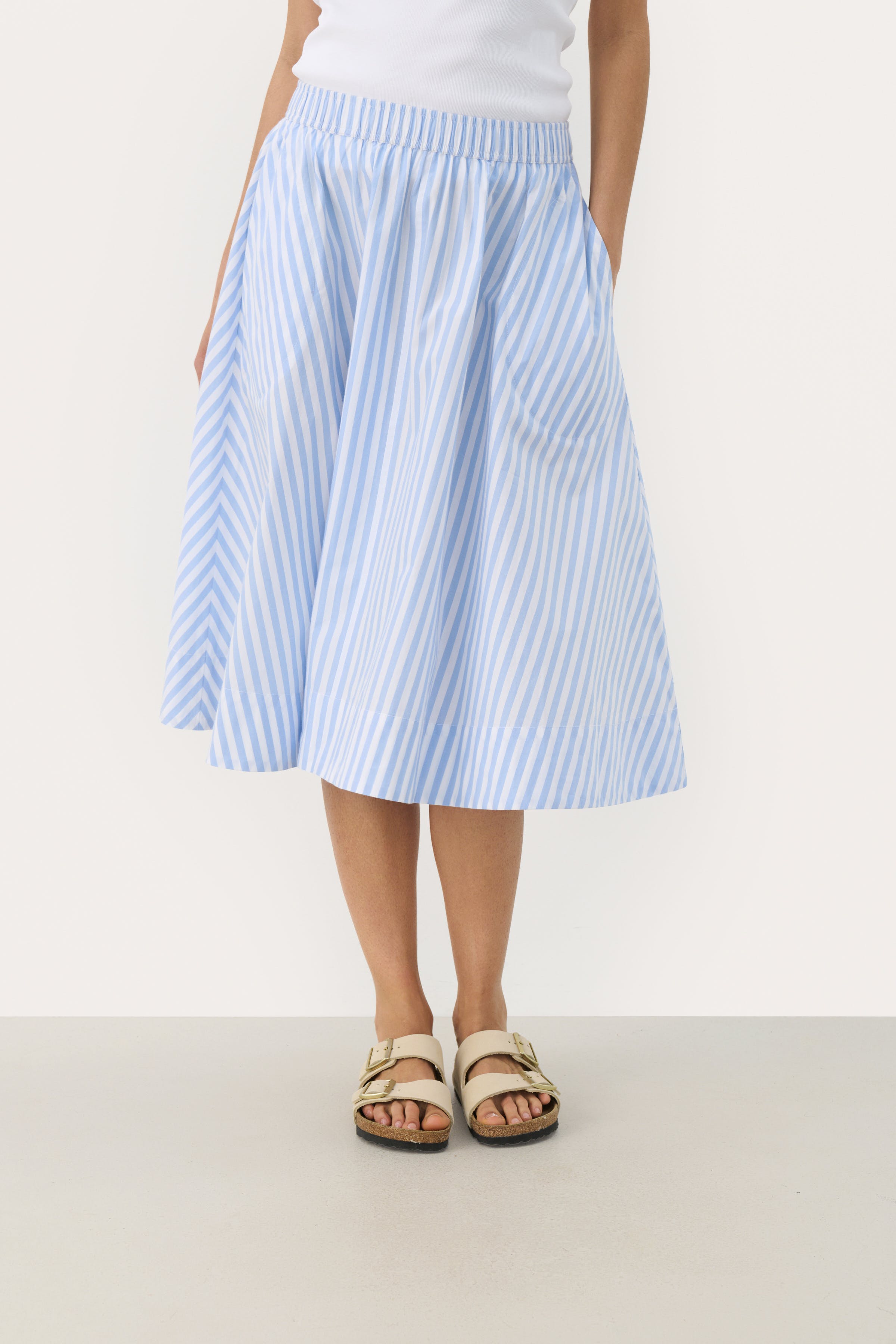 IngiPW Long skirt LOOKBOOK FRONT 30308534-304073