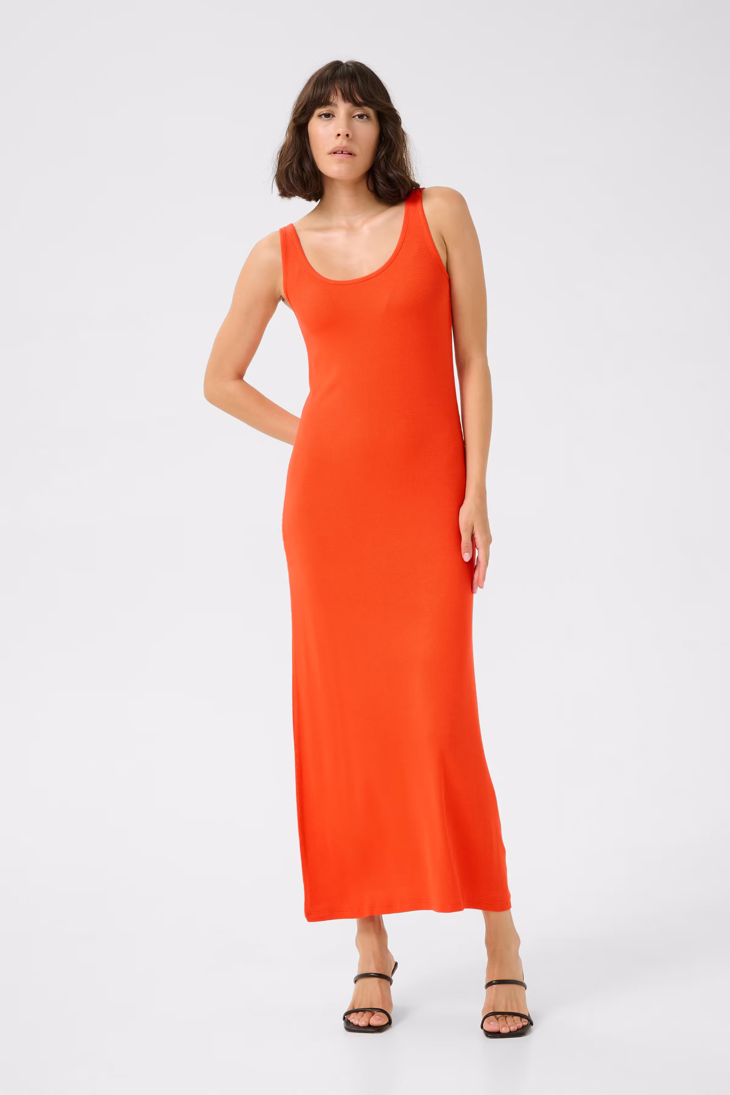 KAcarmin Kjole LOOKBOOK FRONT 10509923-171558