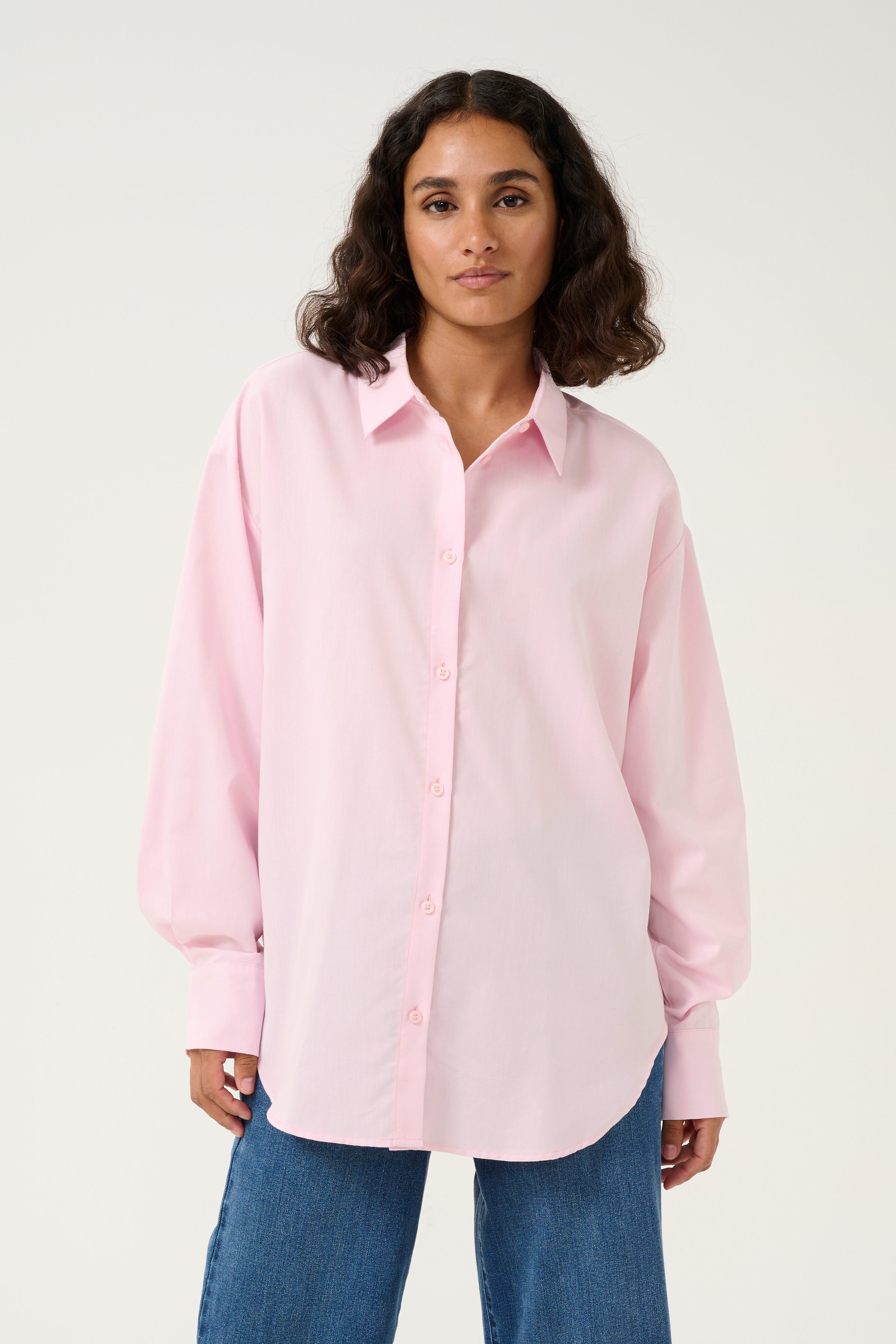 KAselma Shirt LOOKBOOK FRONT 10509455-133405