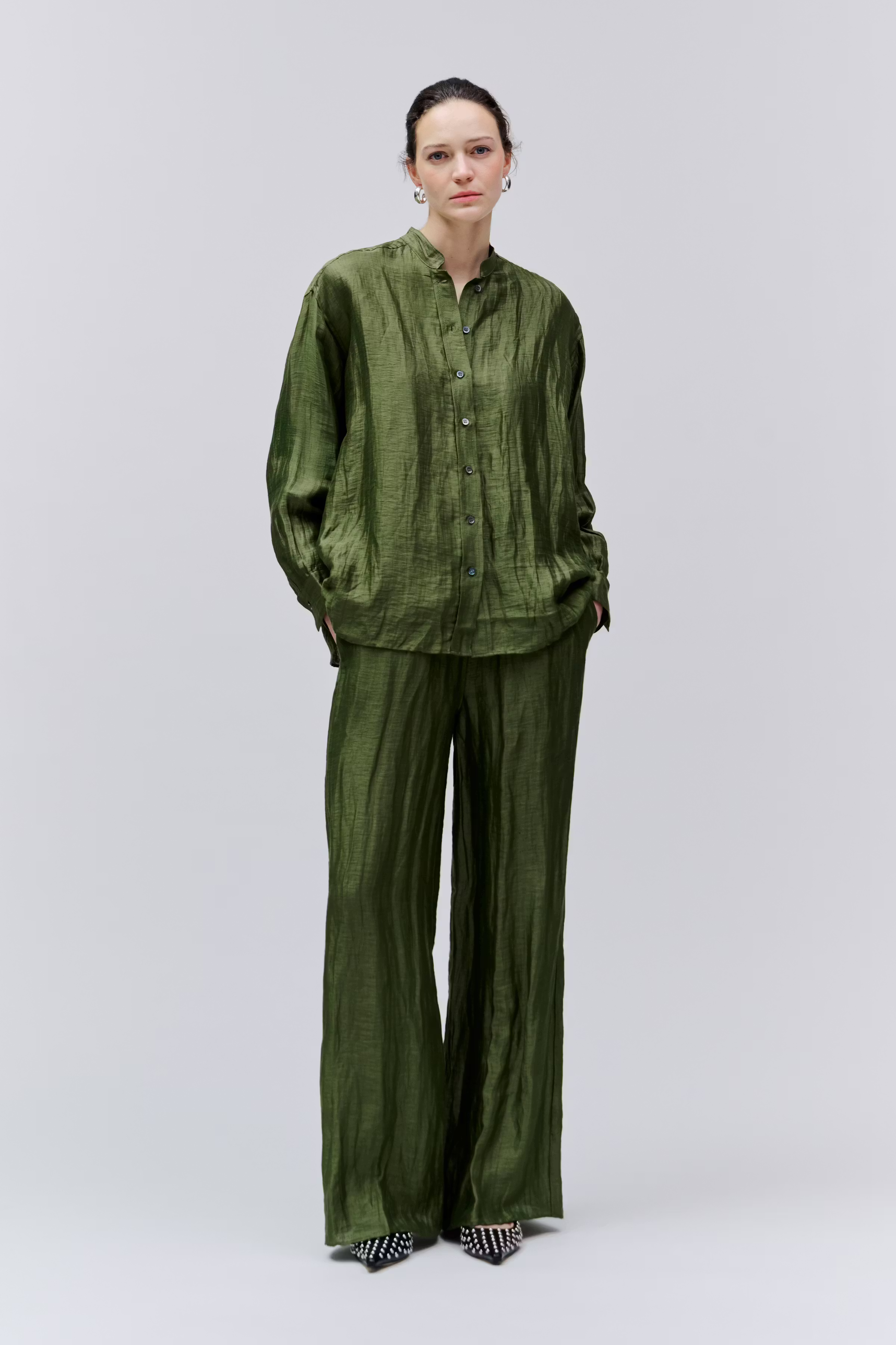 PIA Trousers LOOKBOOK FRONT 30600638-GR566