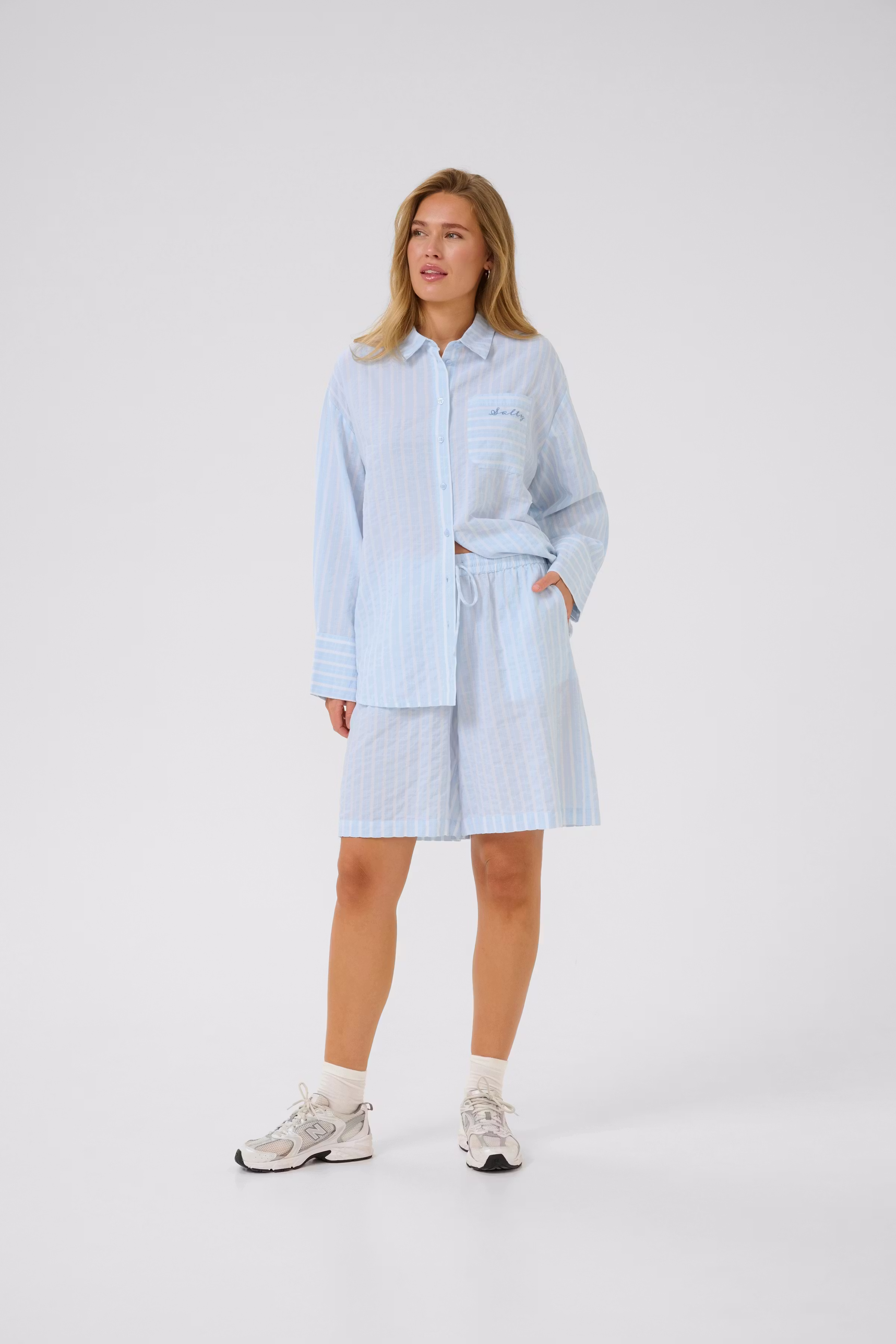 KAsara Shorts LOOKBOOK FRONT 10509971-107492