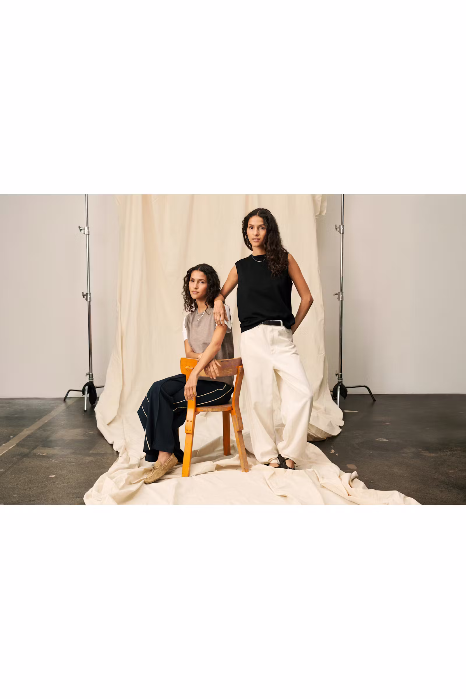 MilaSZ Vest LOCATION NONE 30511506-1614061