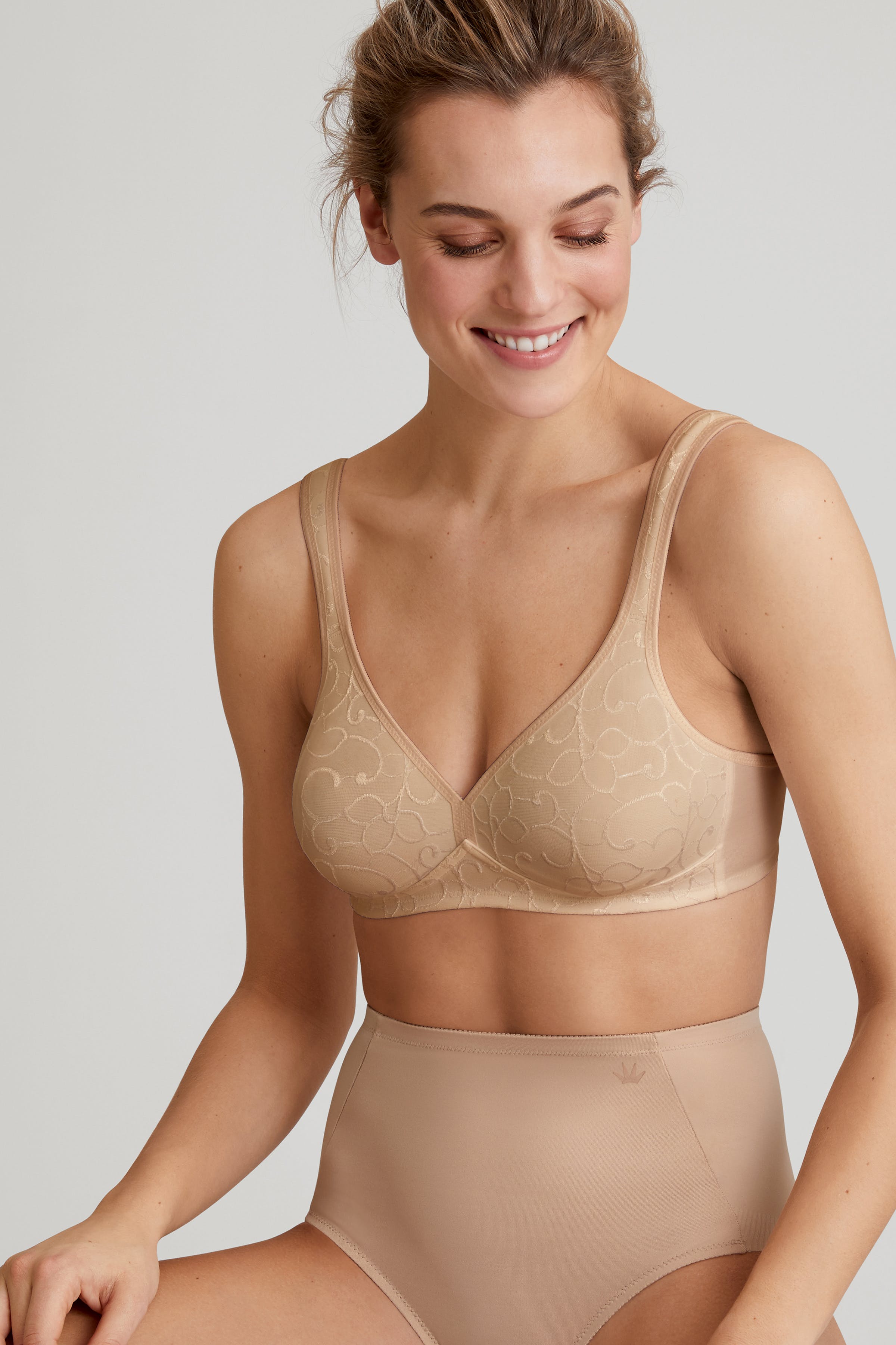 ElegantCotton BH LOOKBOOK FRONT 40500122-TM001