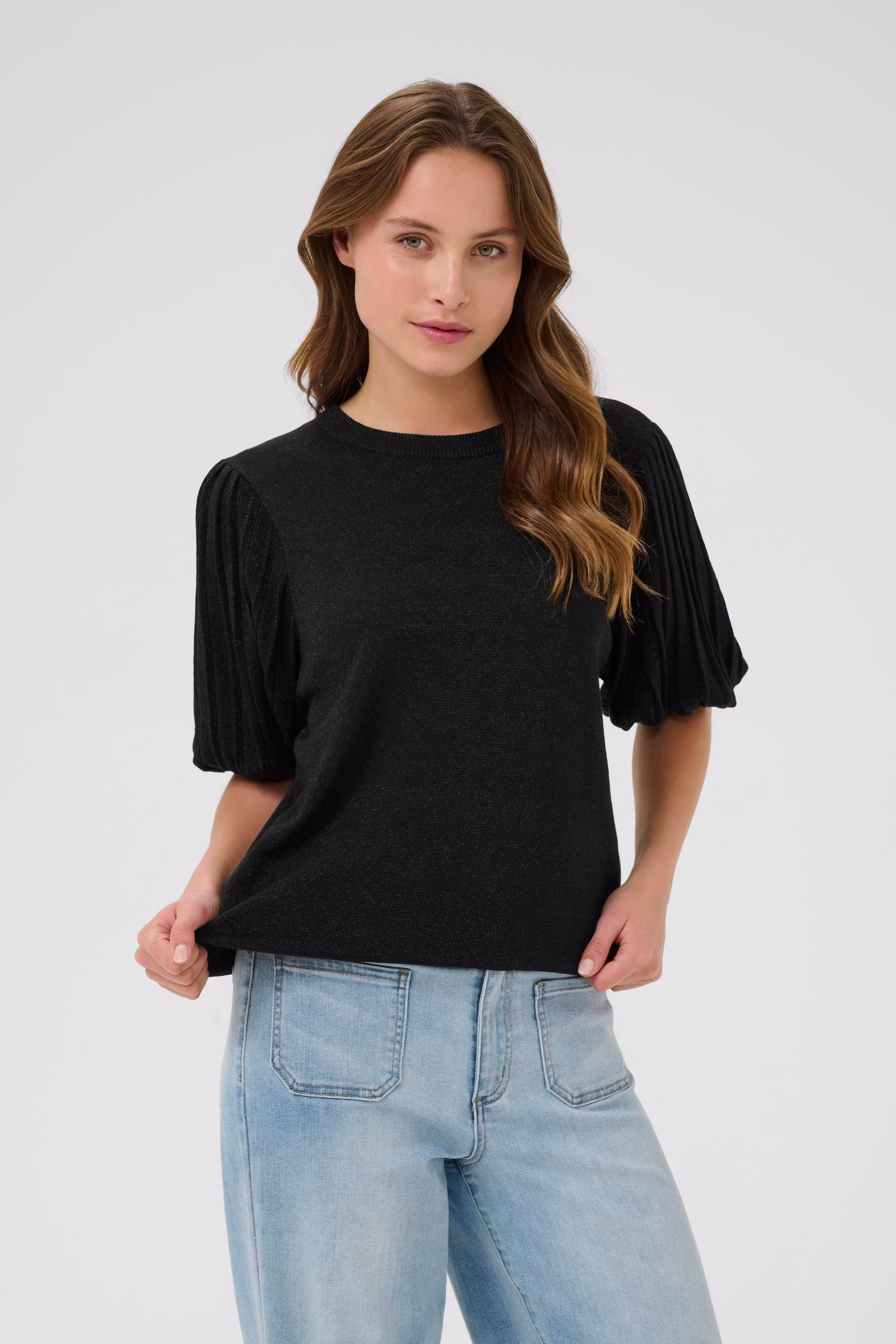 KAregina Pullover LOOKBOOK FRONT 10510339-100121