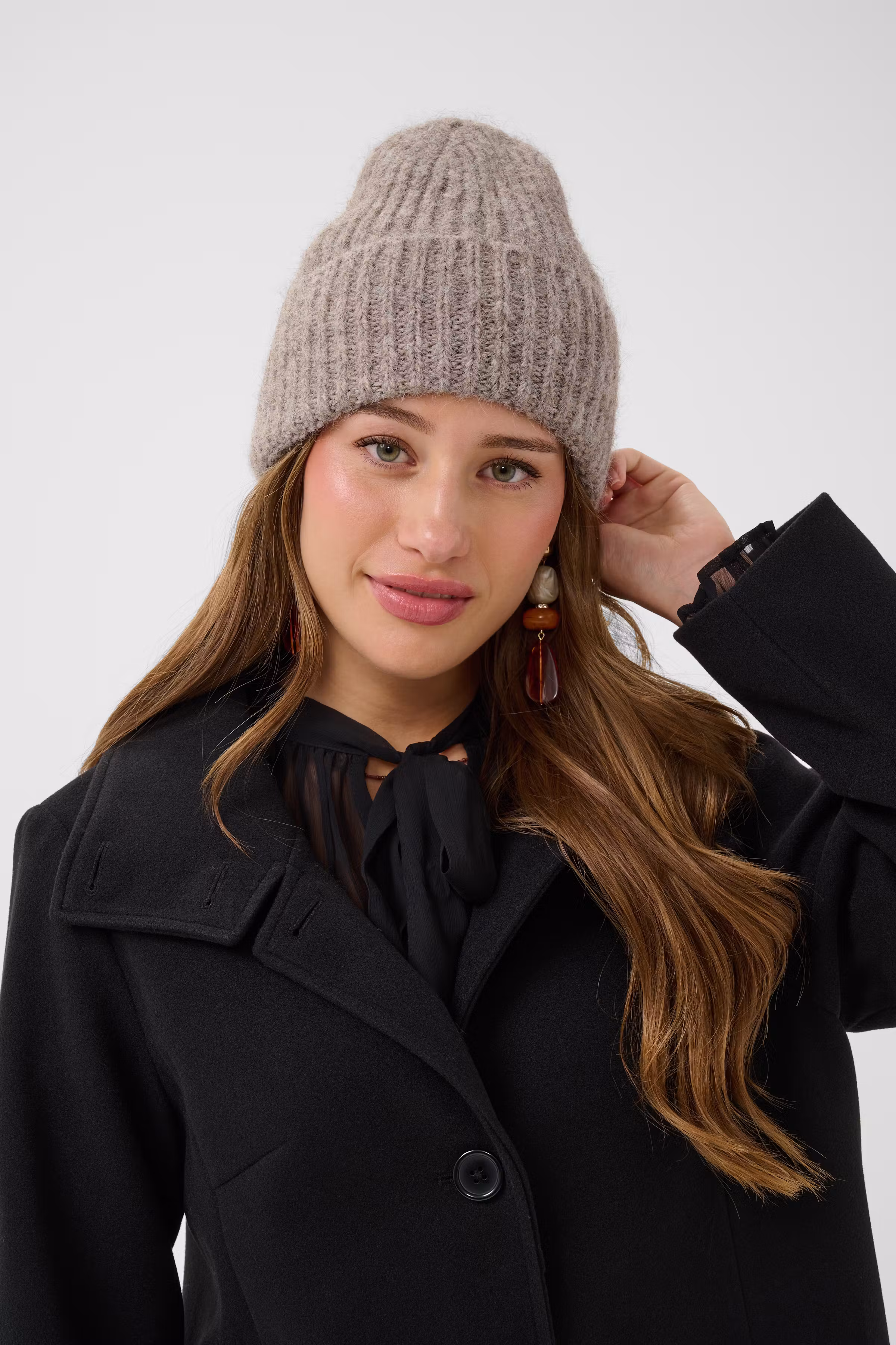 CRMannie Hat LOOKBOOK DETAIL 10616063-109313