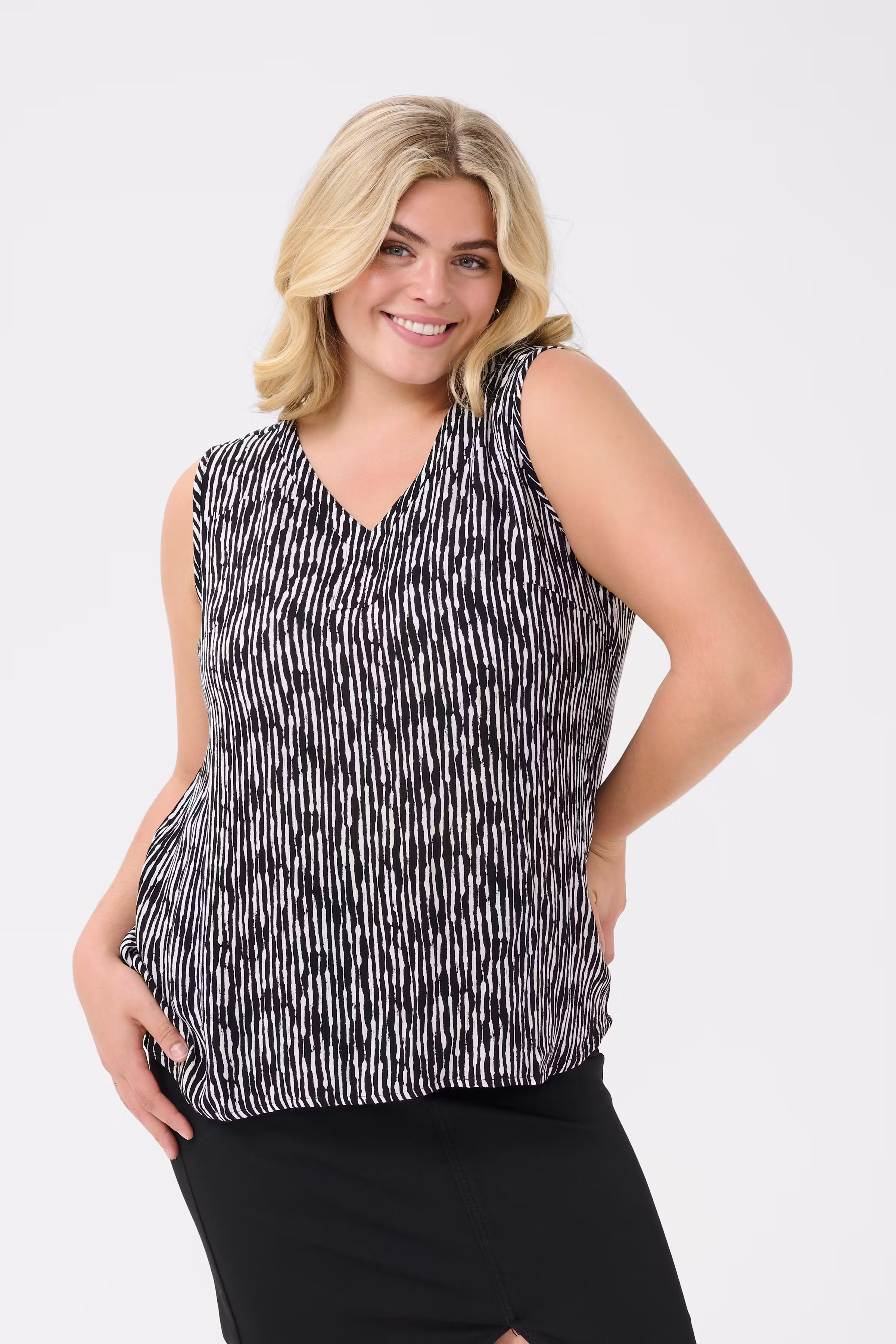 KCami Top LOOKBOOK FRONT 10582025-107944