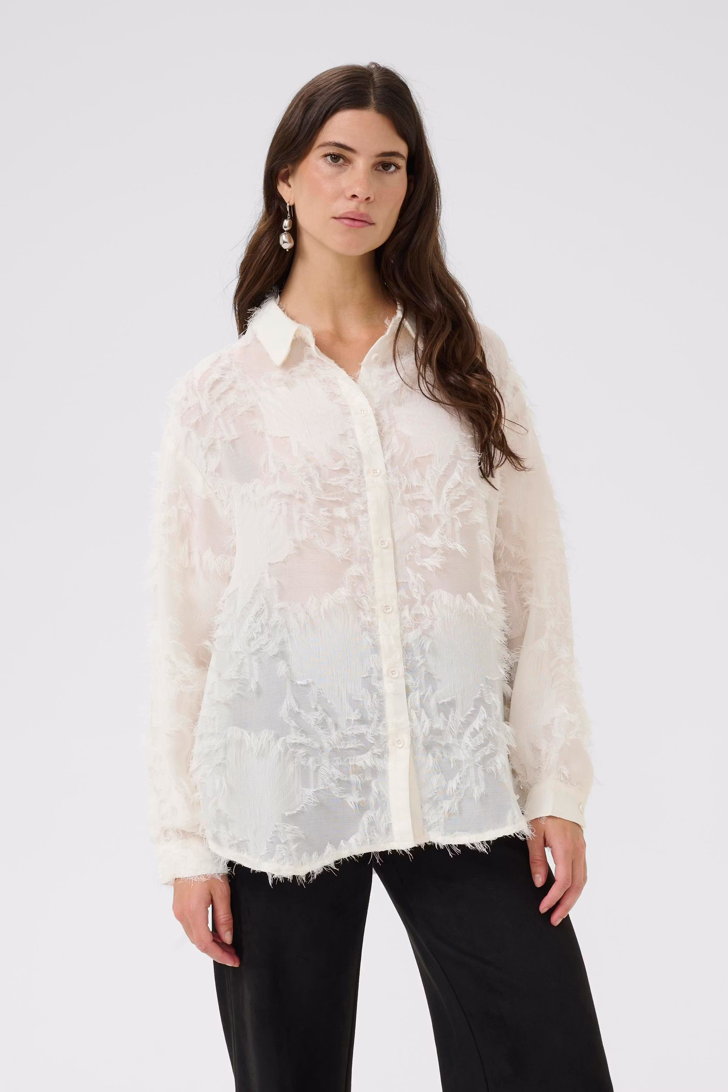 CRFreja Shirt LOOKBOOK FRONT 10614528-110701