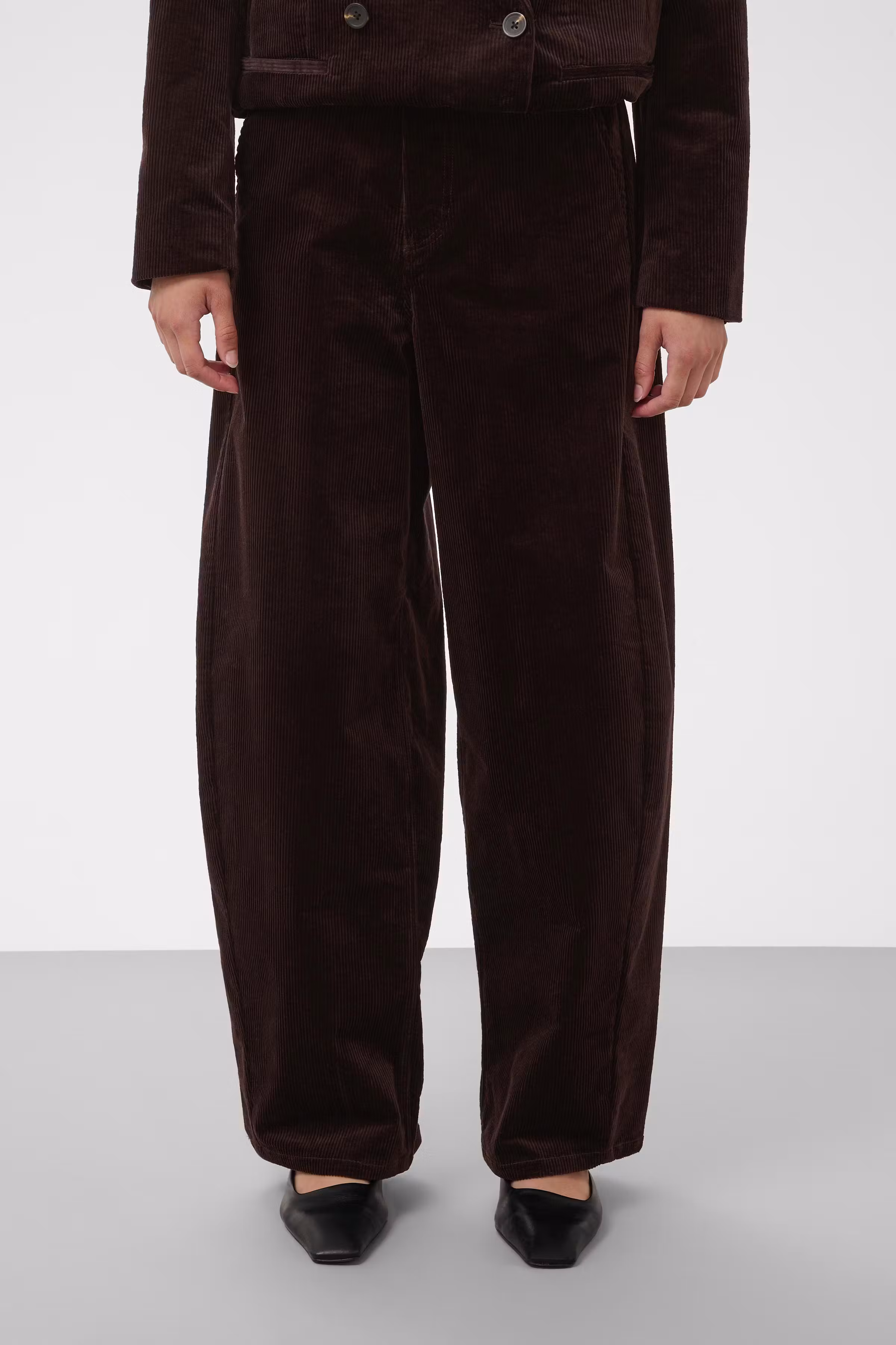 SLKamet Trousers LOOKBOOK FRONT 30409495-191018