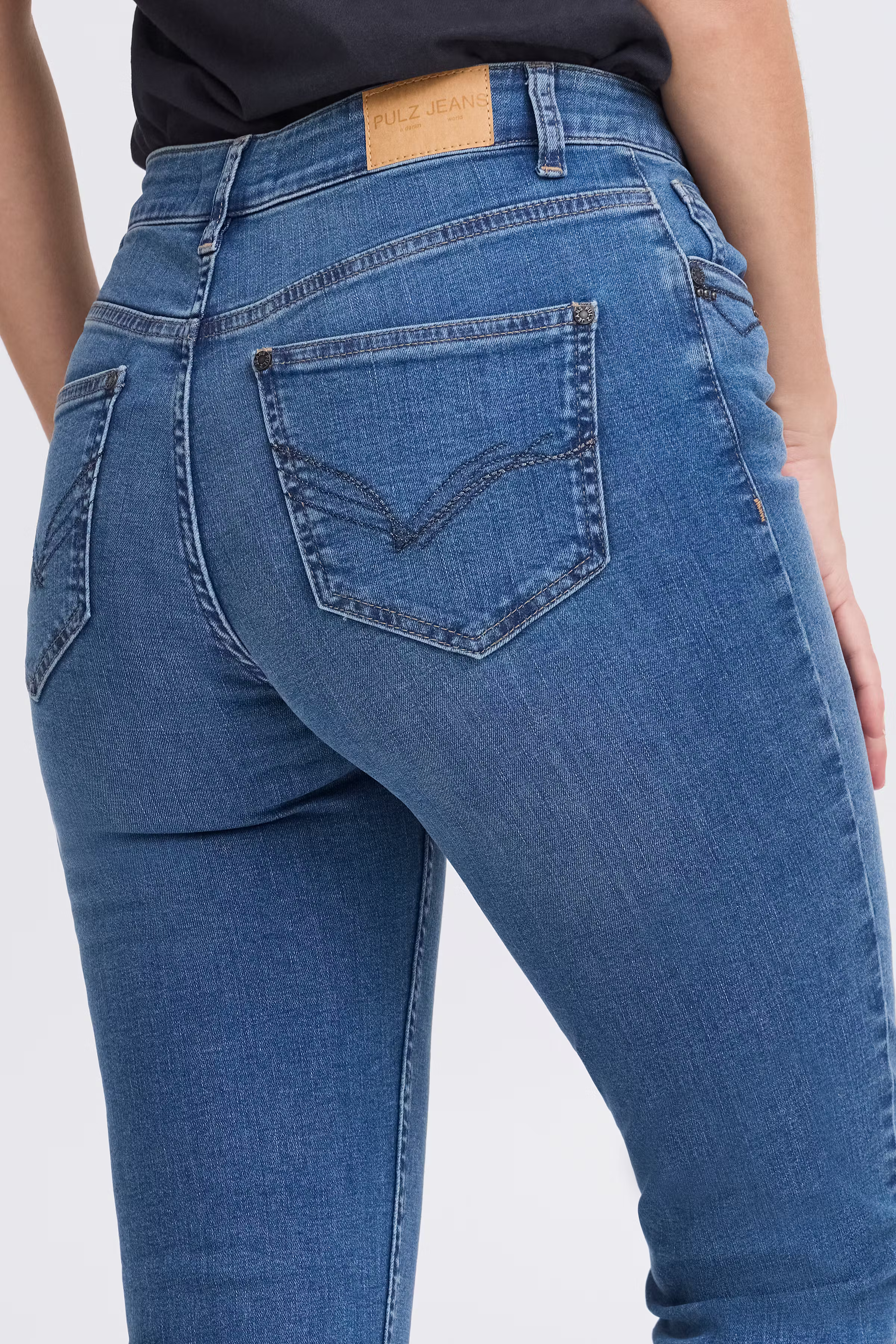 PZEMMA HW Jeans W Deco Straight Leg LOOKBOOK DETAIL 50208263-200005