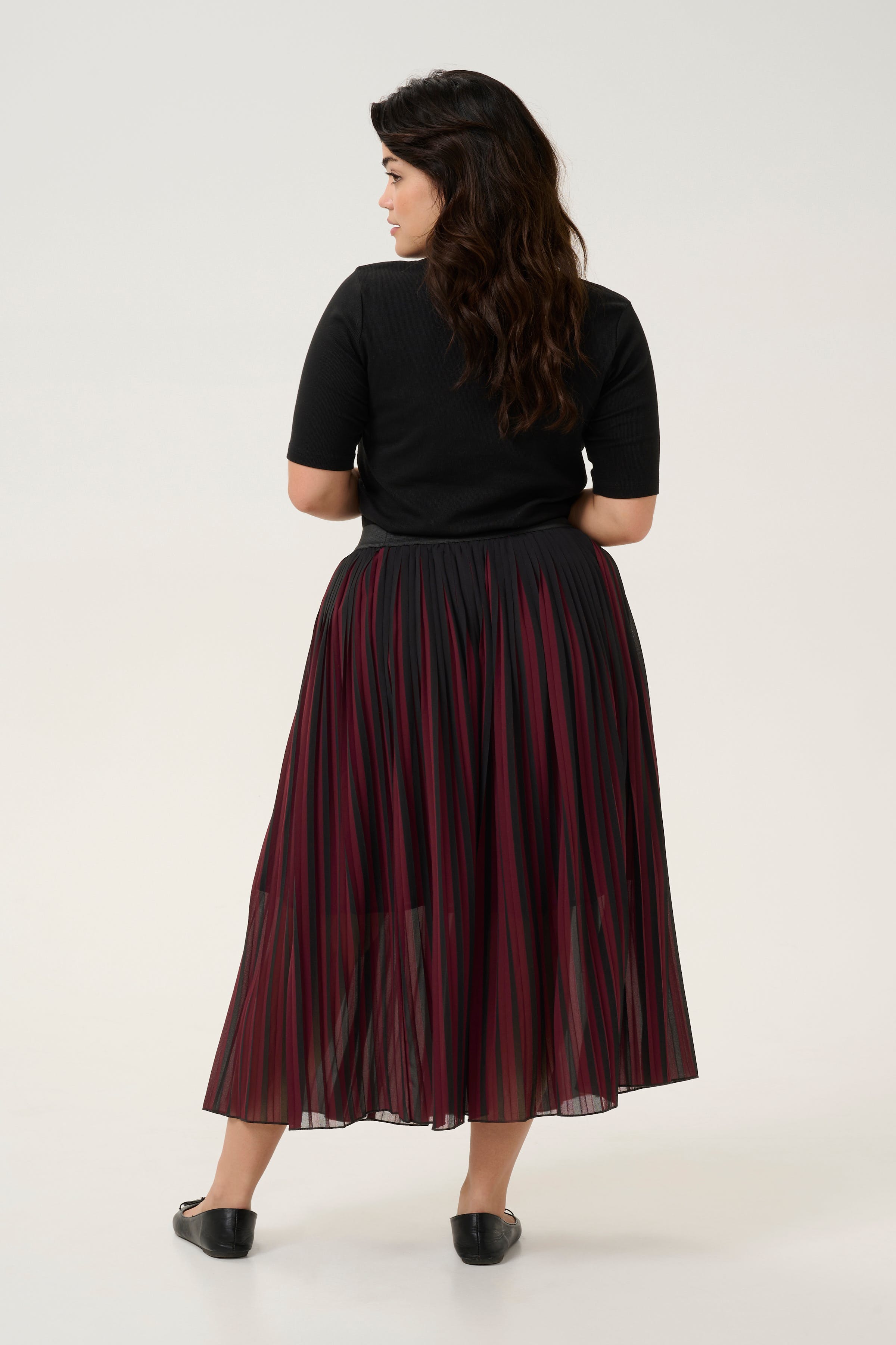 KClaerke Skirt LOOKBOOK BACK 10583164-107546
