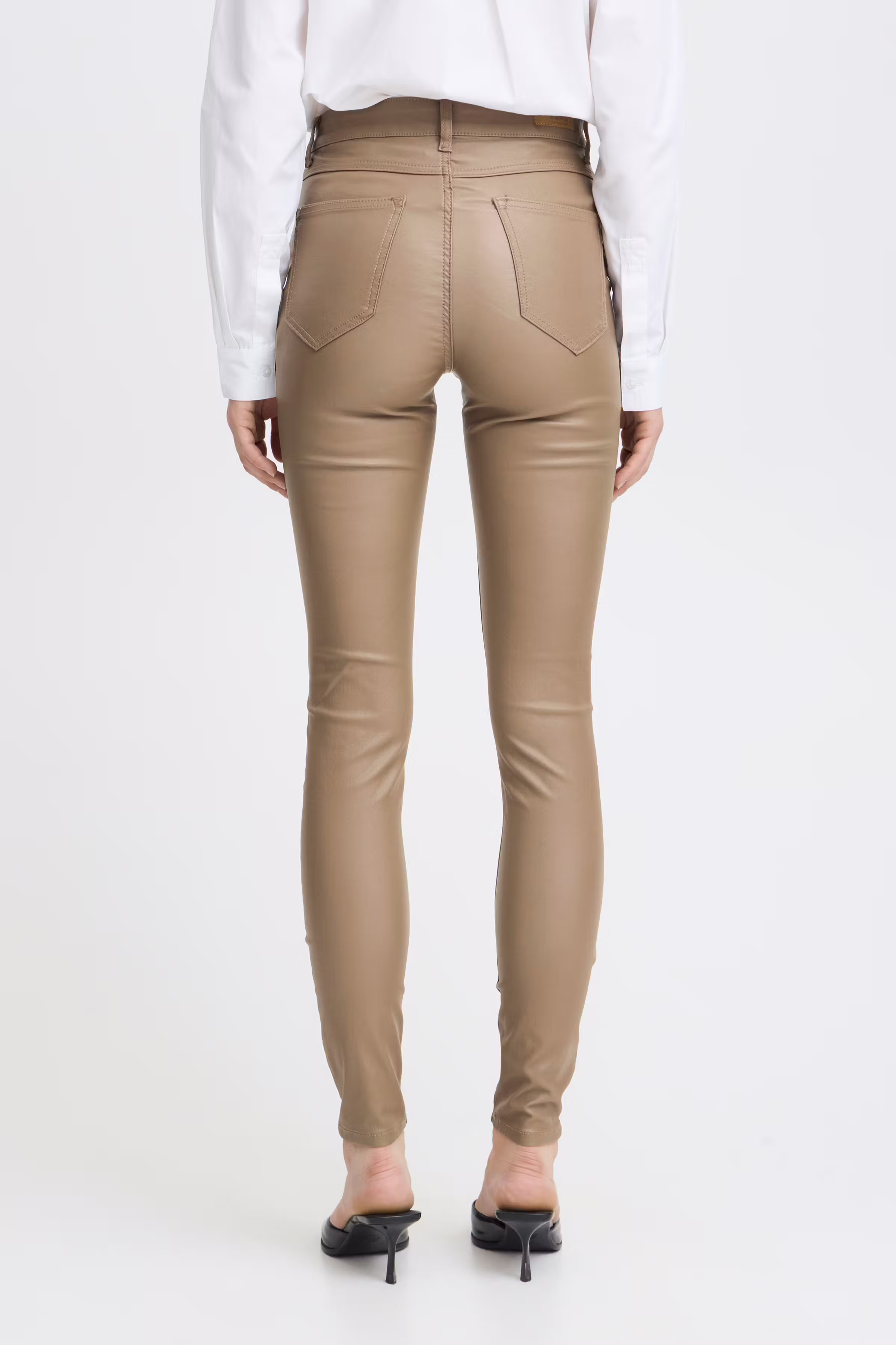 BYKIKO Hose LOOKBOOK BACK 20802715-181112