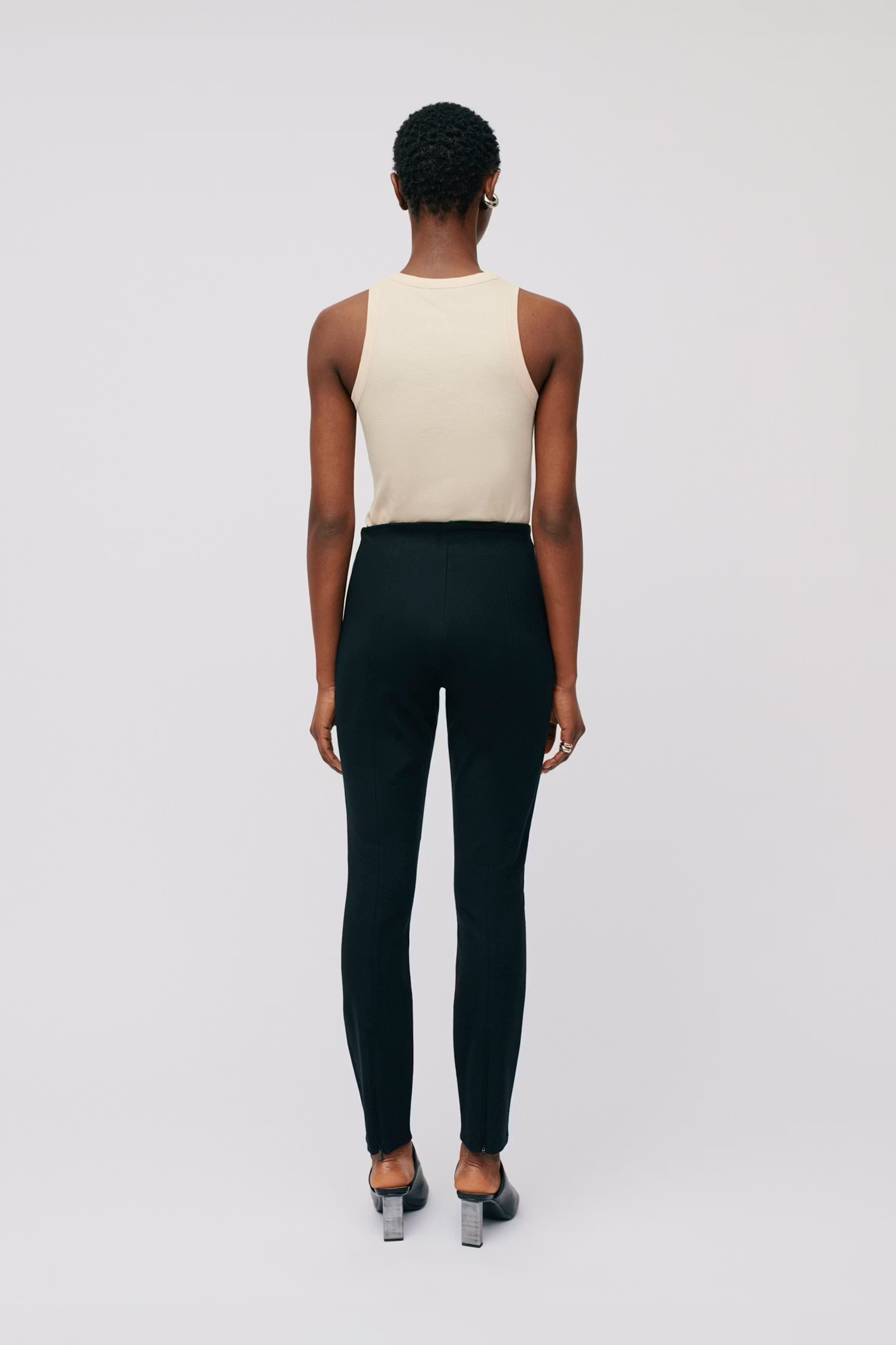 PHILIPPA Trousers LOOKBOOK BACK 30600515-BK999