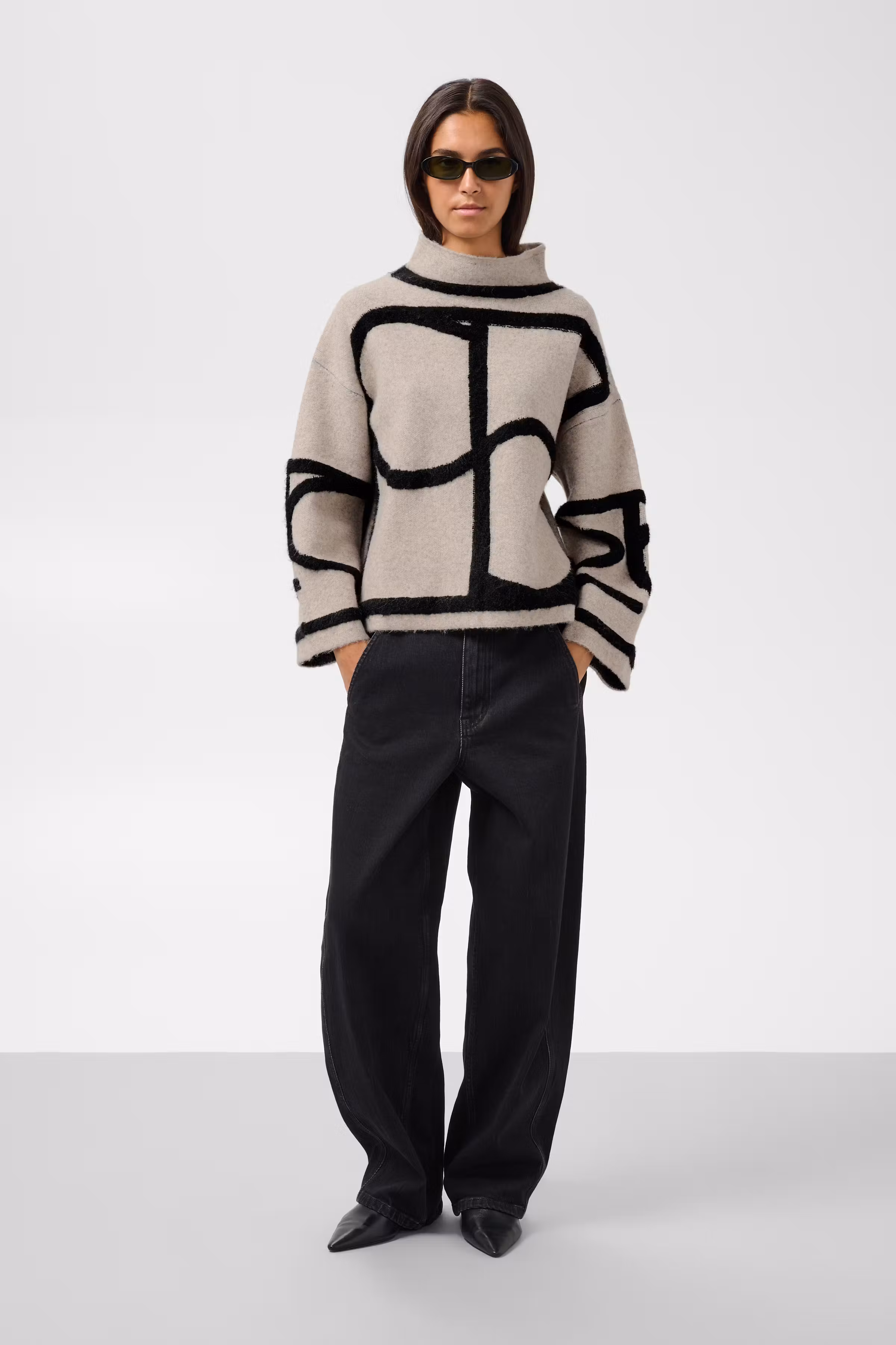 SLSorea Pullover LOOKBOOK FRONT 30408778-305624