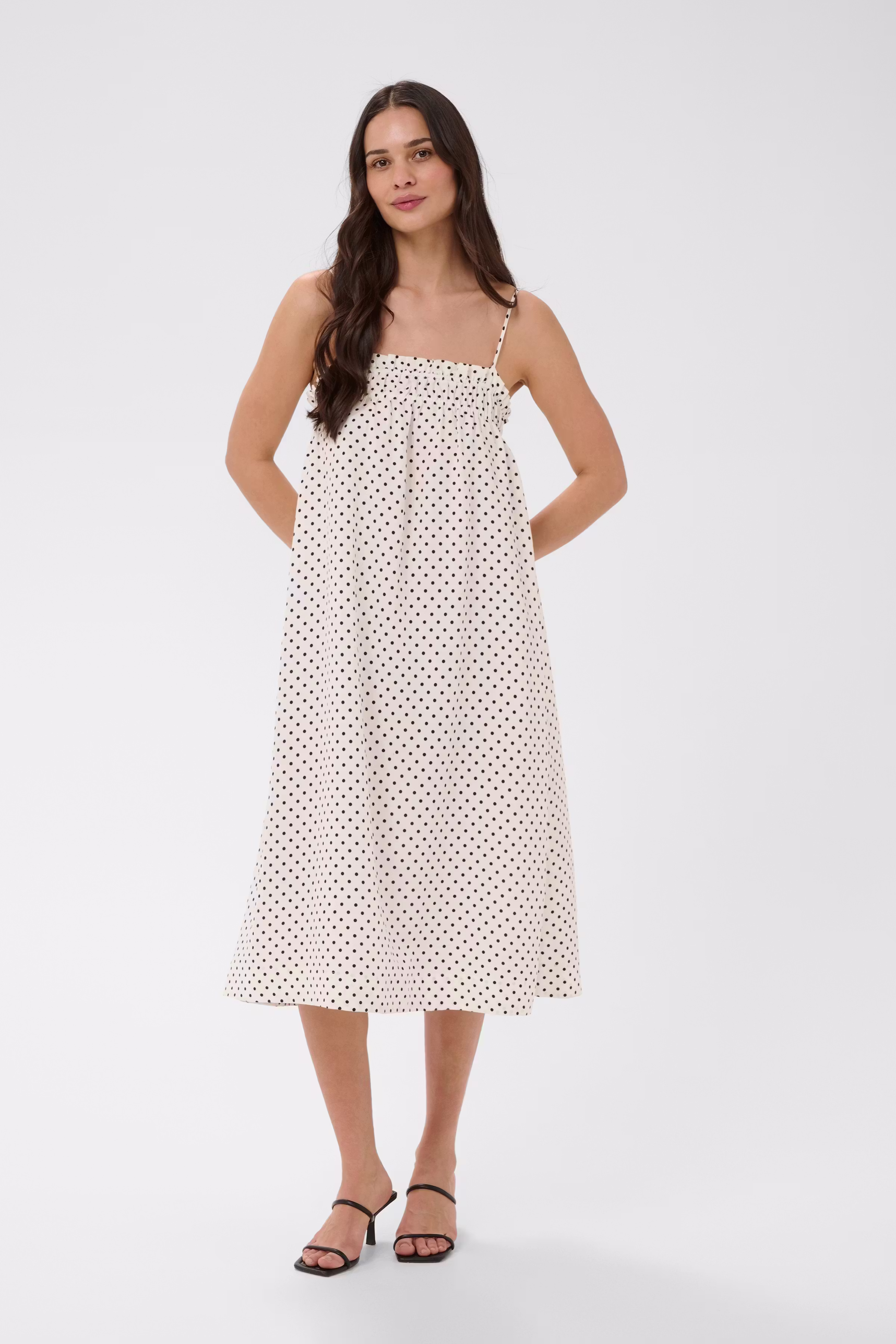 KAwilma Jurk LOOKBOOK FRONT 10512582-1000129