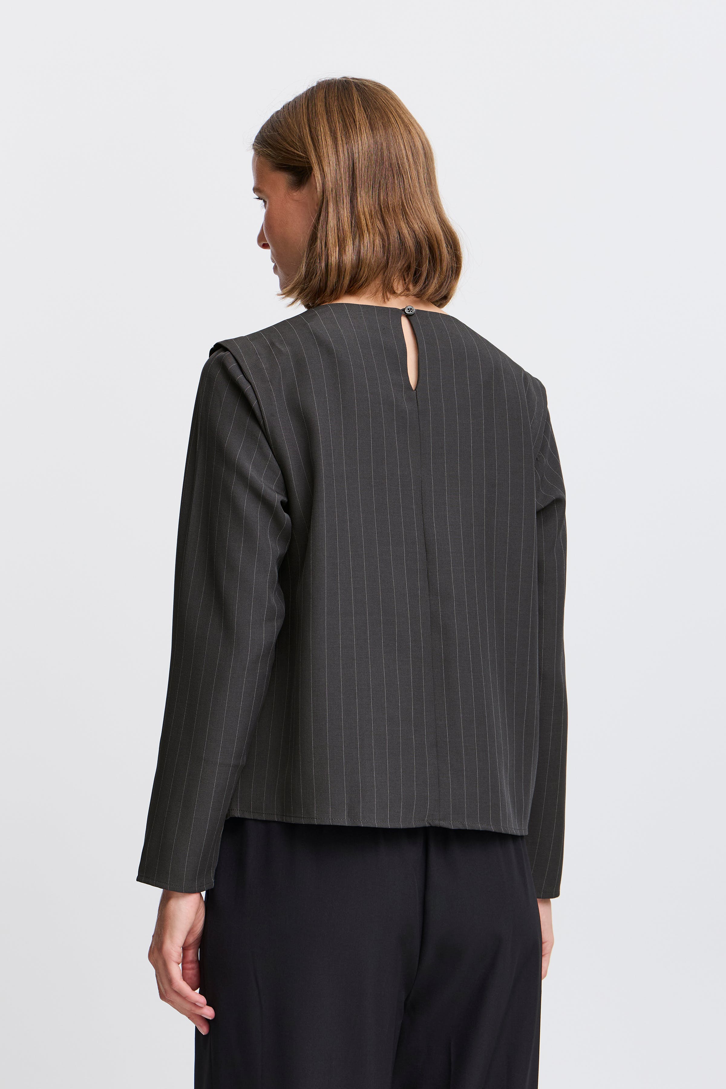 BYMMIDDE Blus LOOKBOOK BACK 20815673-203922