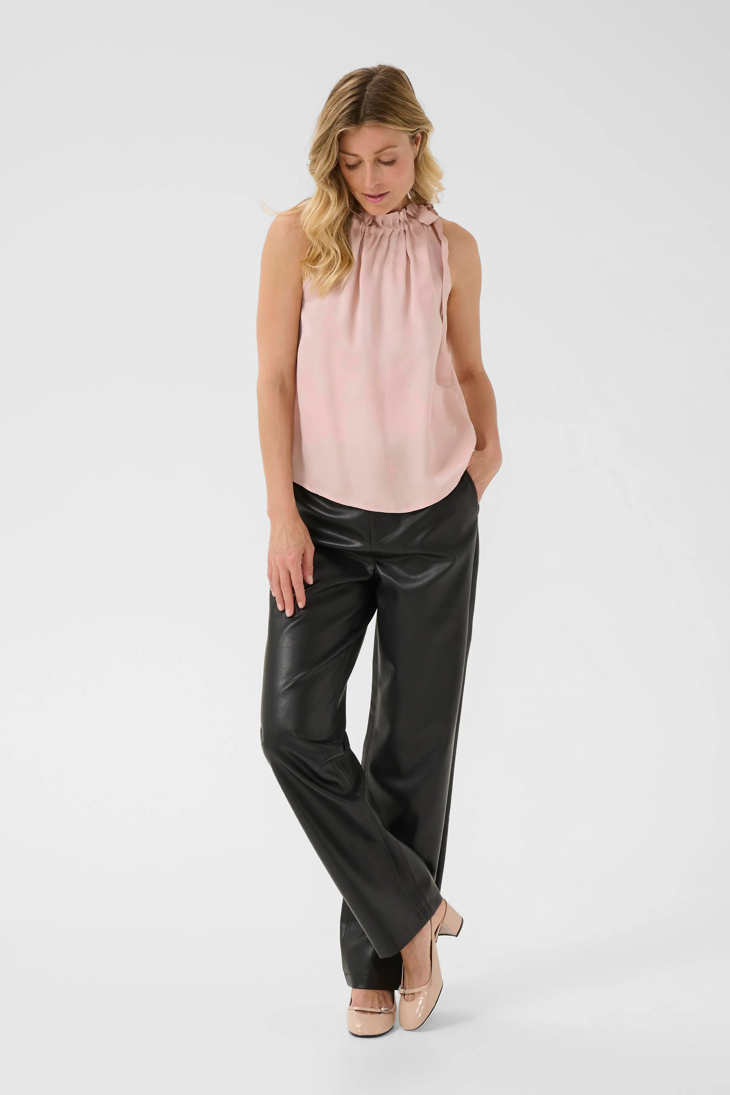 CRViria Top LOOKBOOK FRONT 10614192-141307