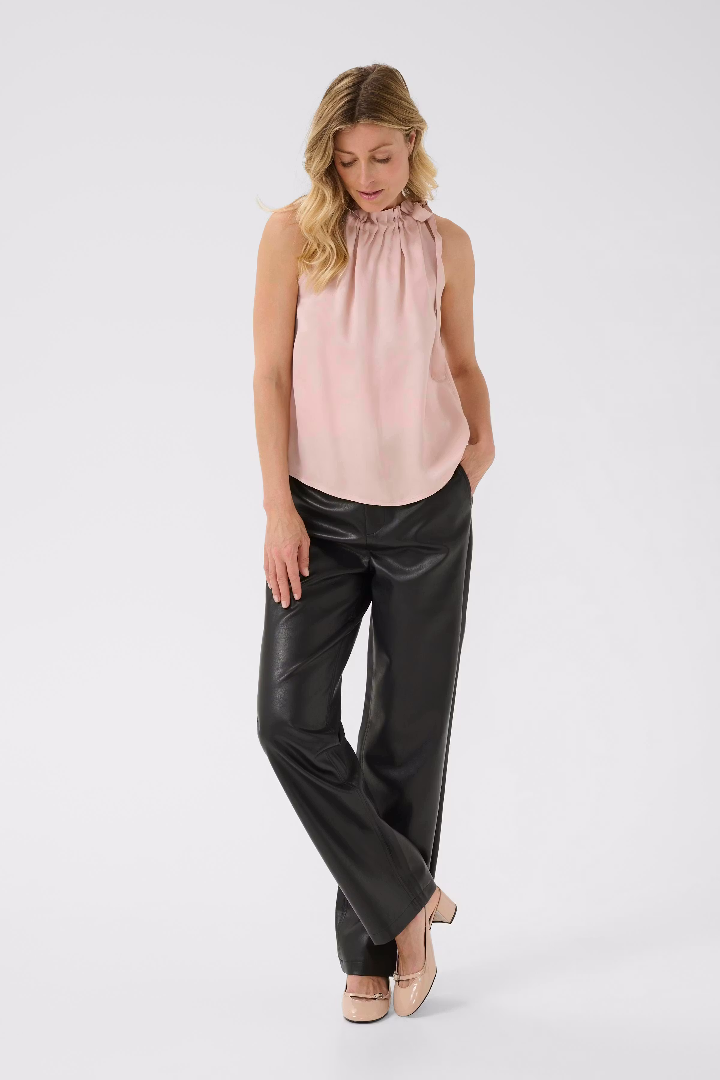 CRViria Top LOOKBOOK FRONT 10614192-141307