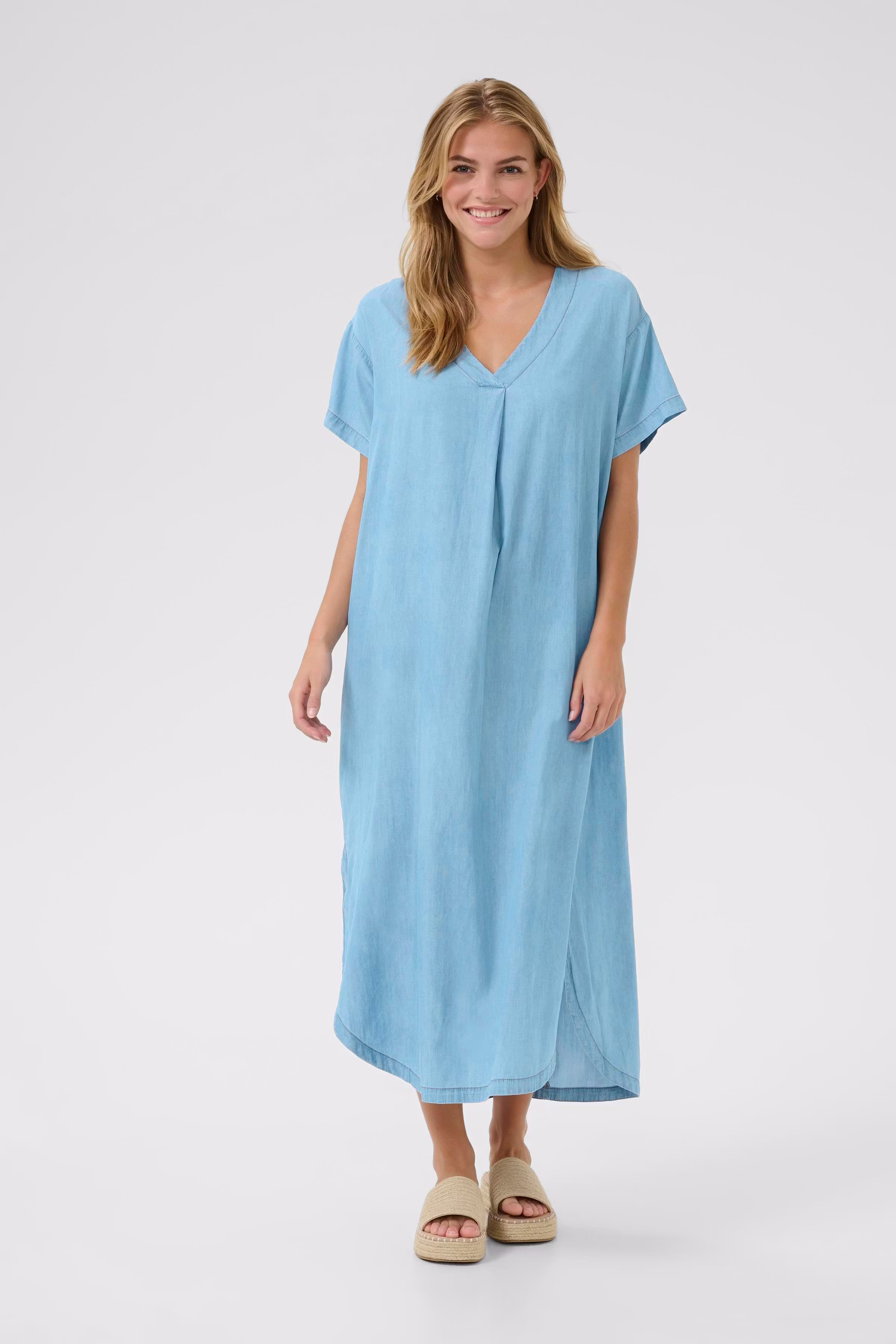 CUcitha Jeanskleid LOOKBOOK FRONT 50111801-500027