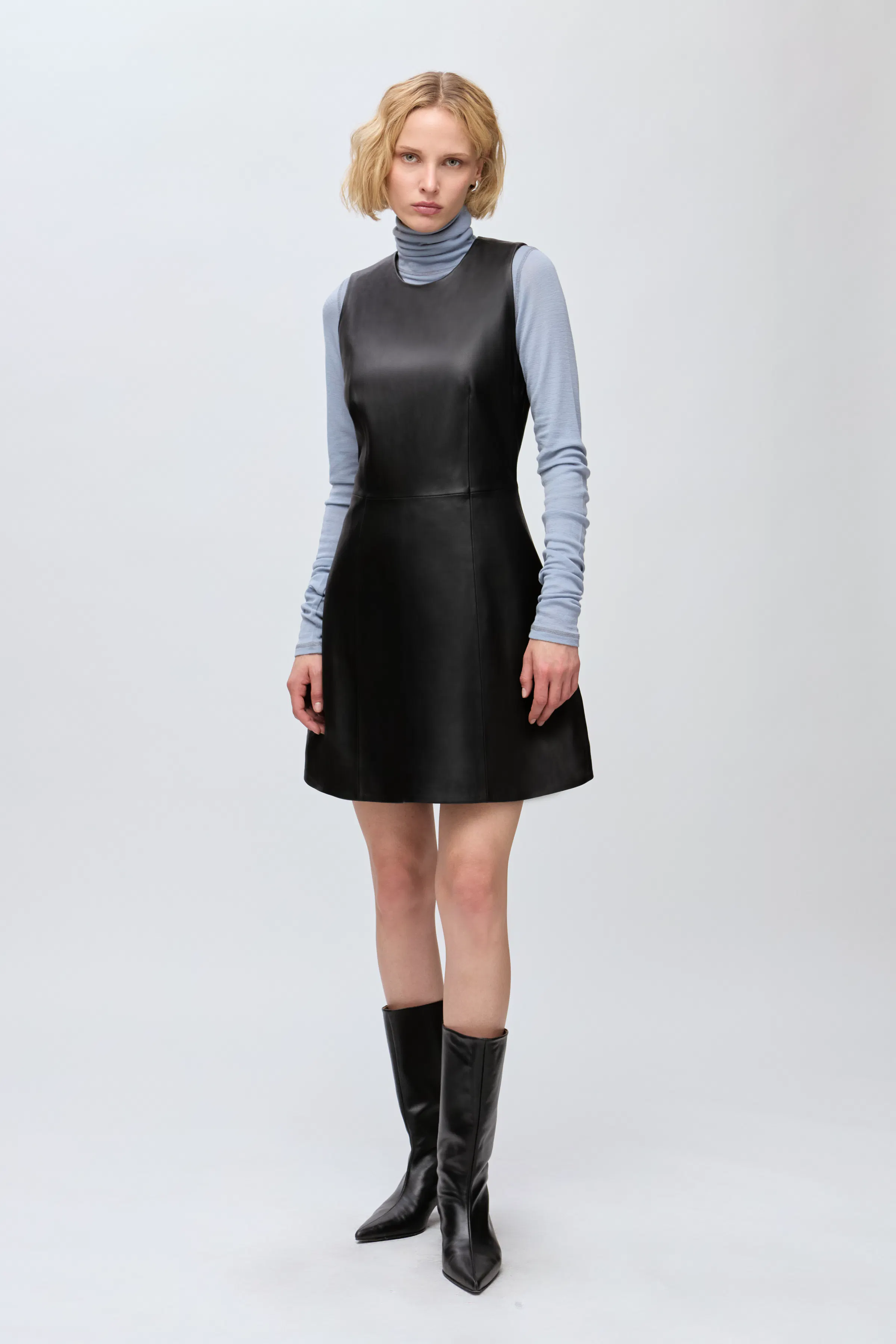 IOLoretta Dress LOOKBOOK FRONT 30600112-BK999