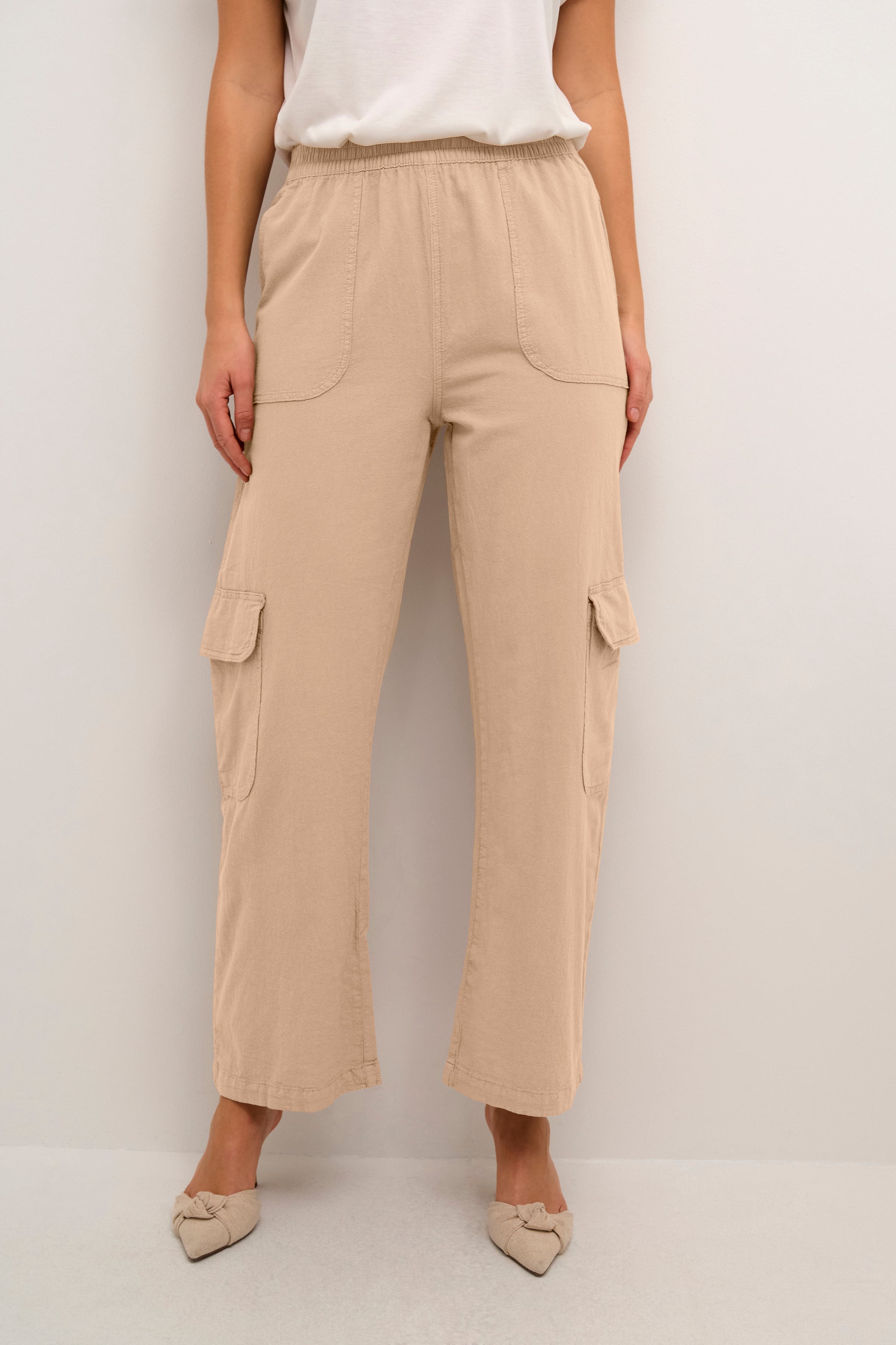 KAnaya Trousers LOOKBOOK FRONT 10508358-101239