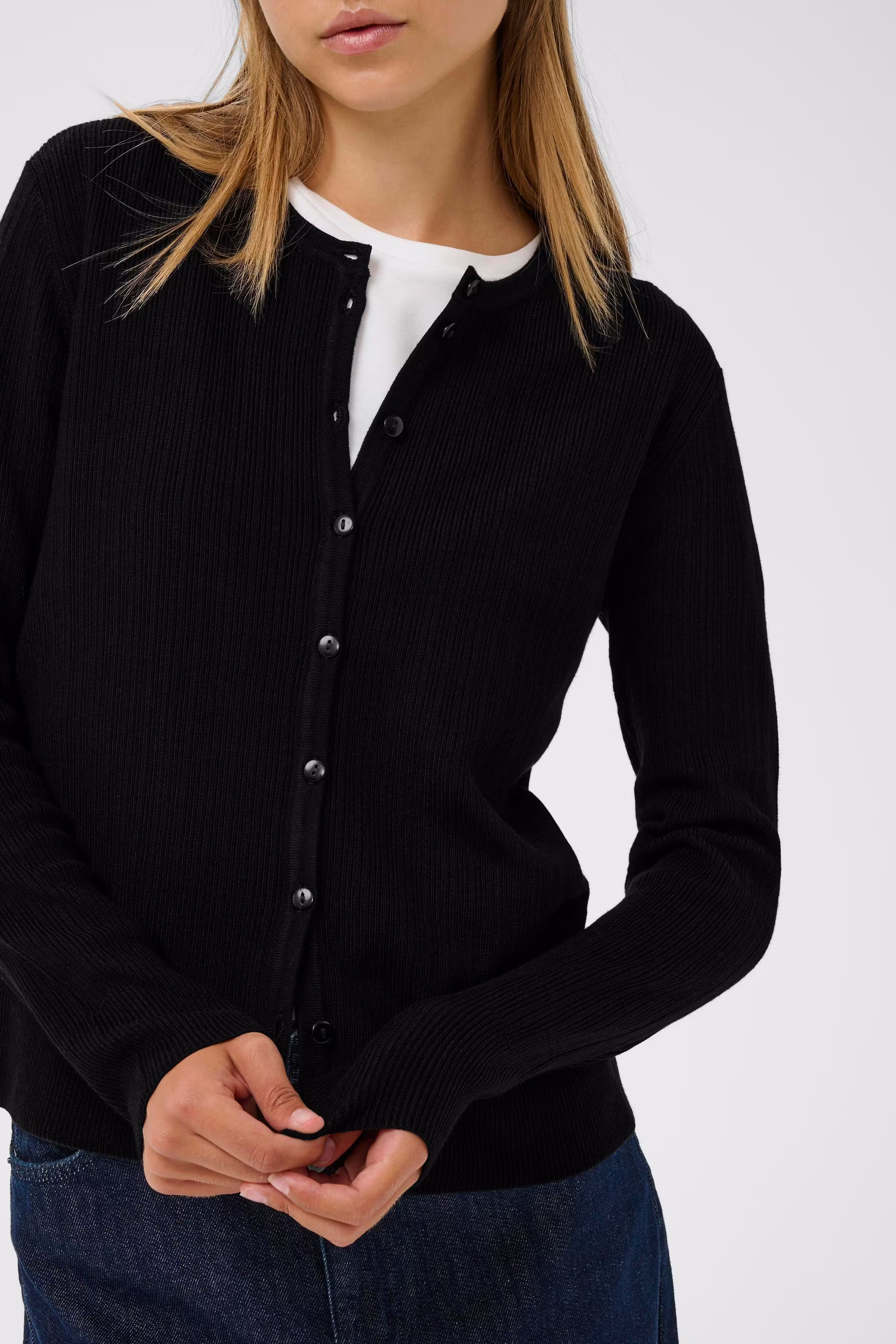 YenahIW Cardigan LOOKBOOK DETAIL 30111126-194008