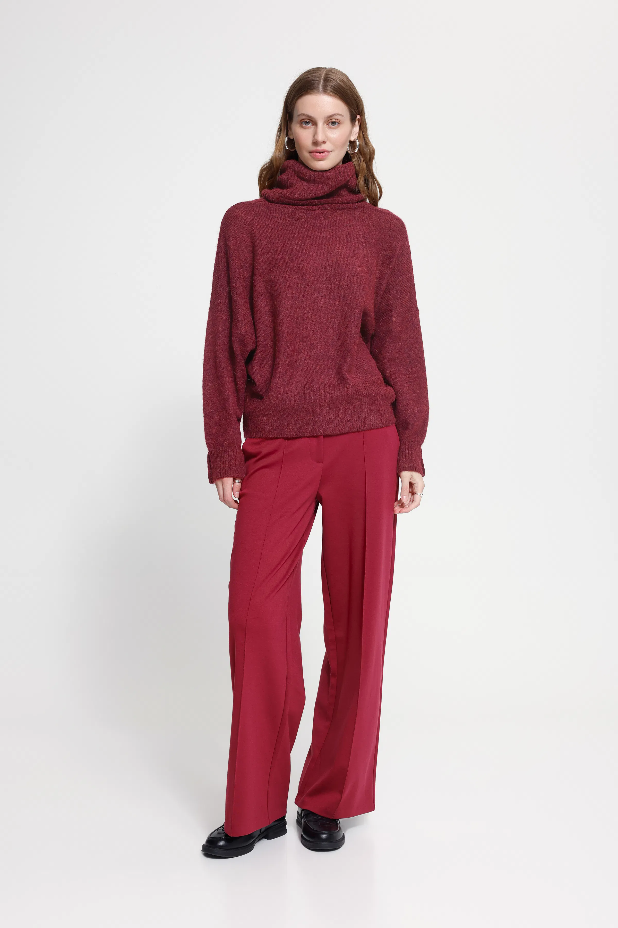 IHKAMARA Pullover LOOKBOOK FRONT 20121996-192024