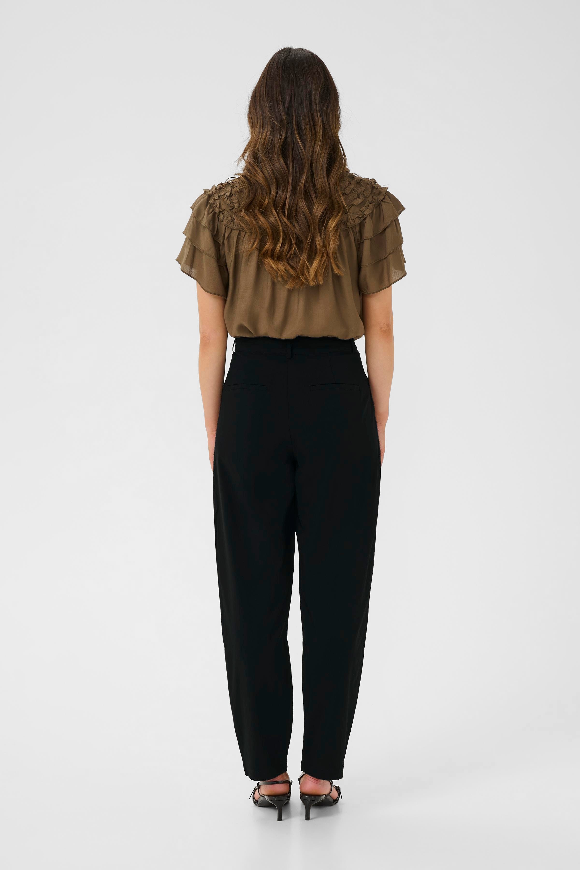 CRComia Hose LOOKBOOK BACK 10613582-100120