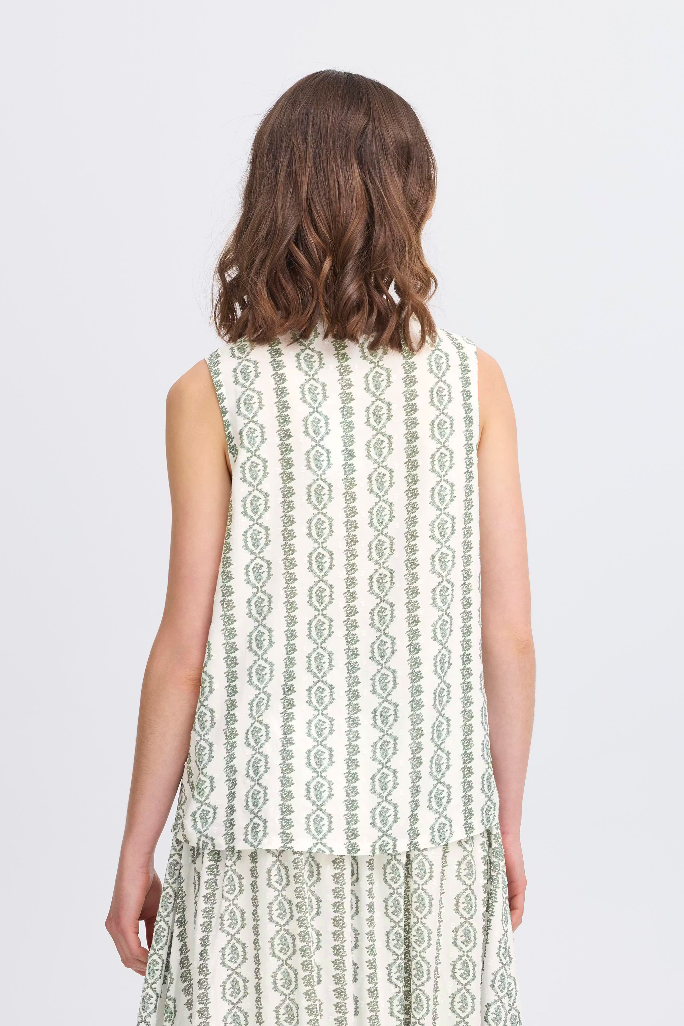 FRSOPHIA Top LOOKBOOK BACK 20616298-205548