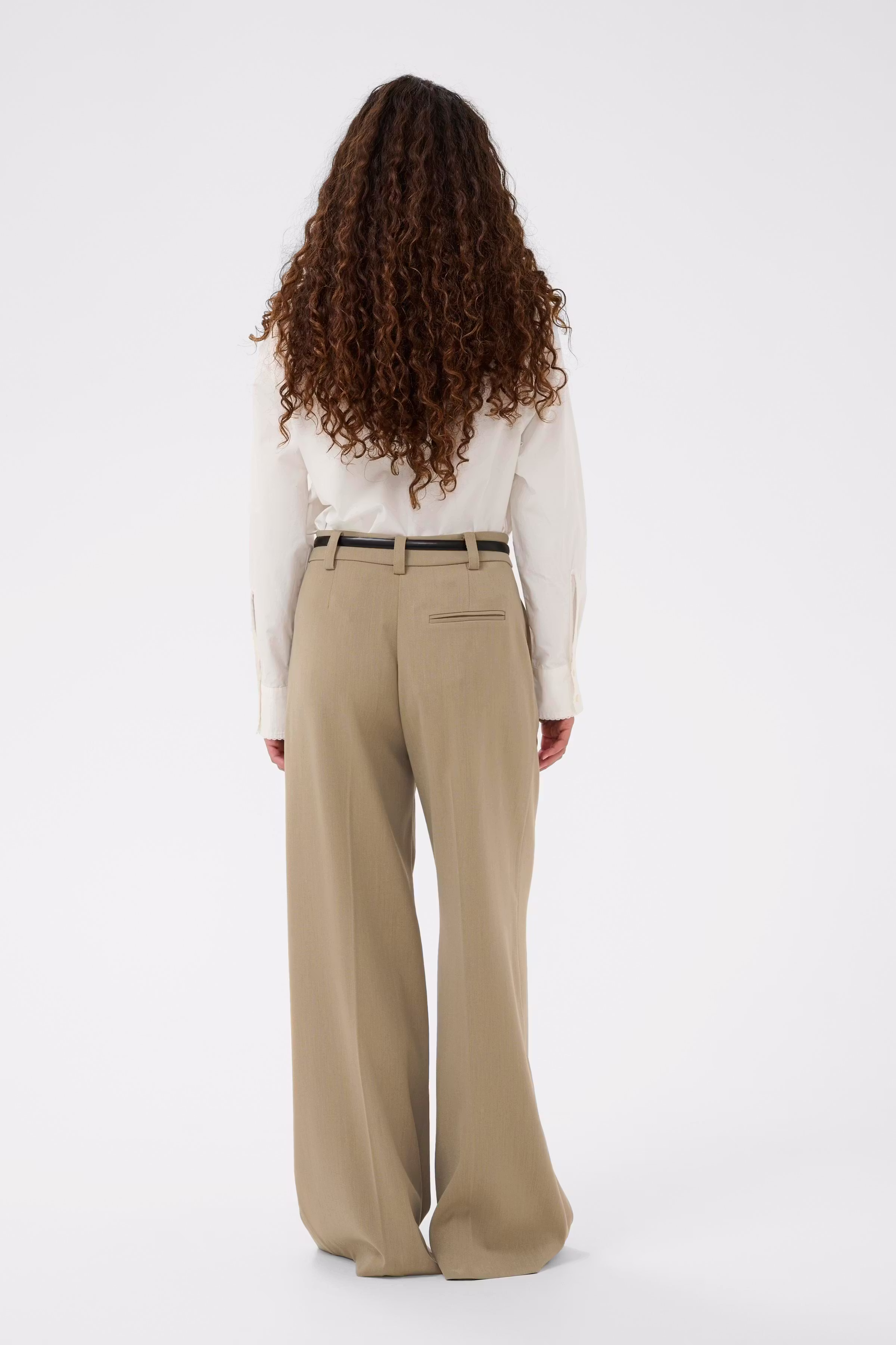 SLBevine Hose LOOKBOOK BACK 30408934-171310