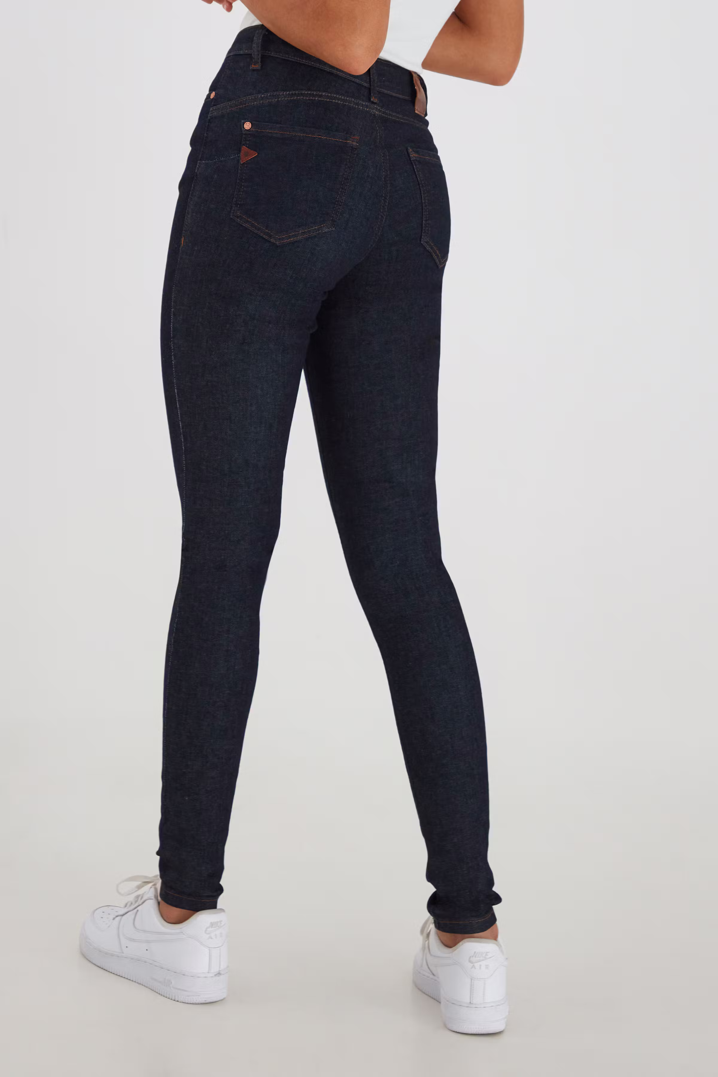 PZLIVA Jeans LOOKBOOK BACK 50205578-202124