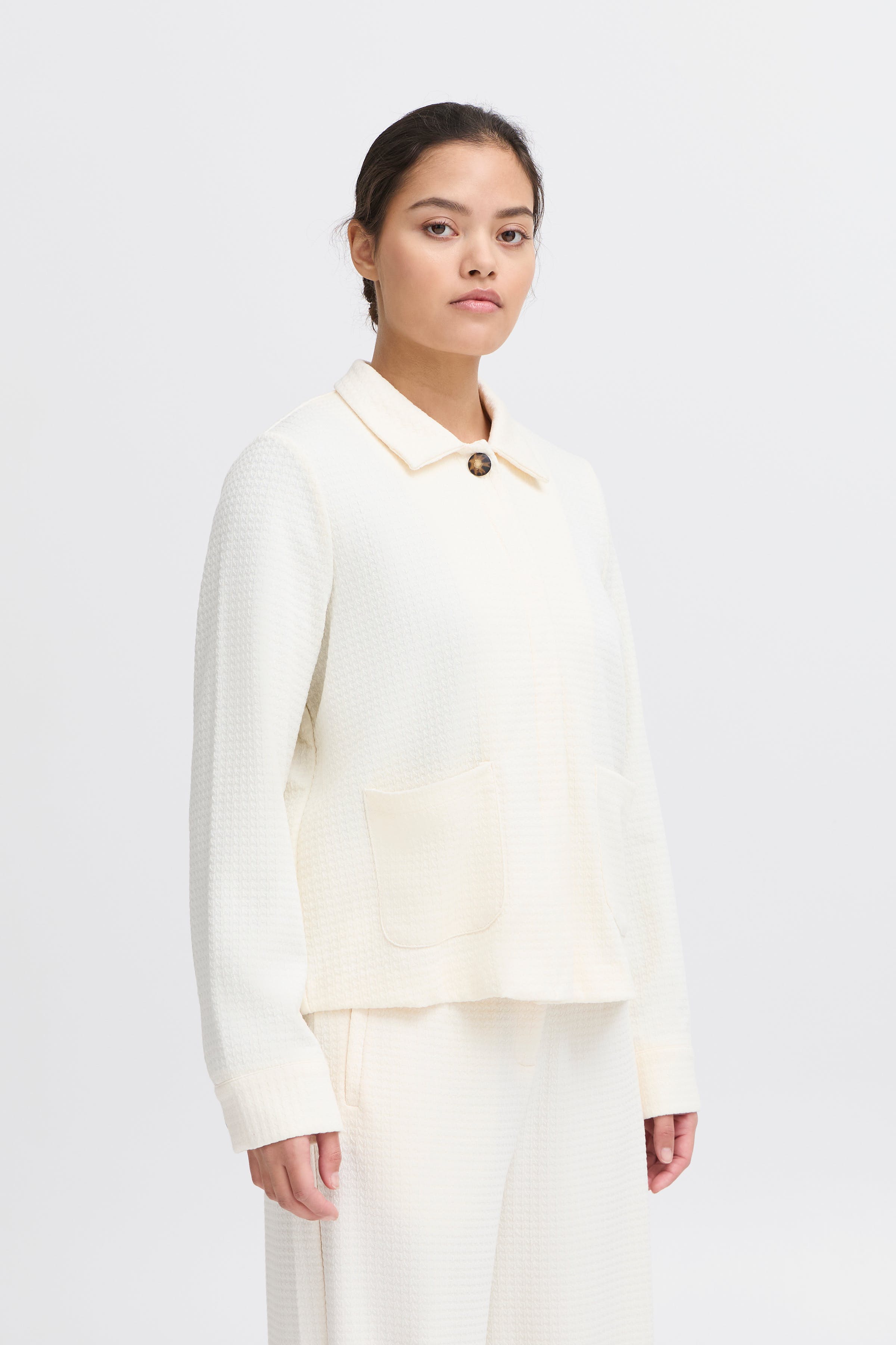 IHKATE PILLOU Jacke LOOKBOOK FRONT 20123014-130905