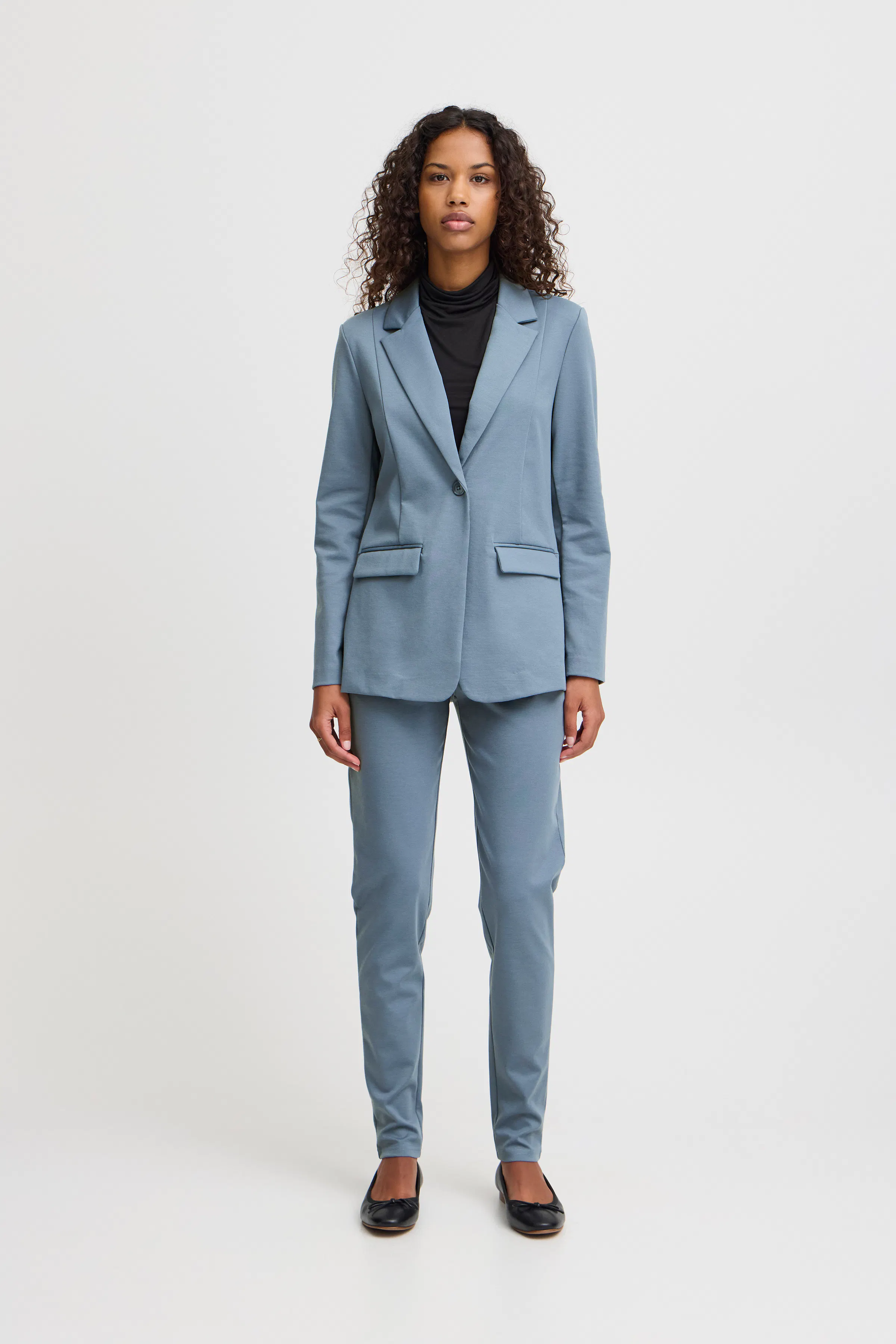 IHKATE LONG Blazer LOOKBOOK FRONT 20121368-184215