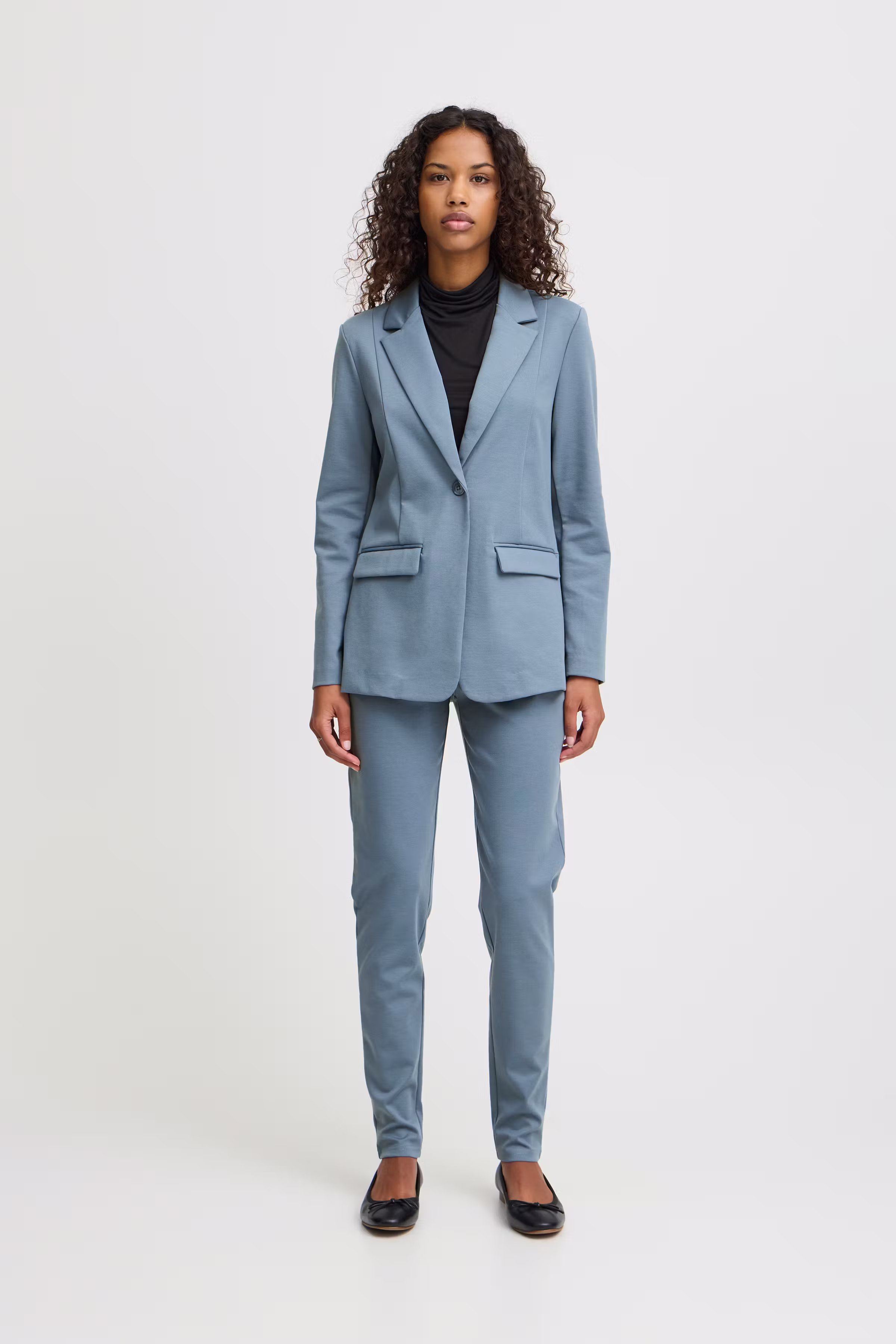 IHKATE LONG Blazer LOOKBOOK FRONT 20121368-184215