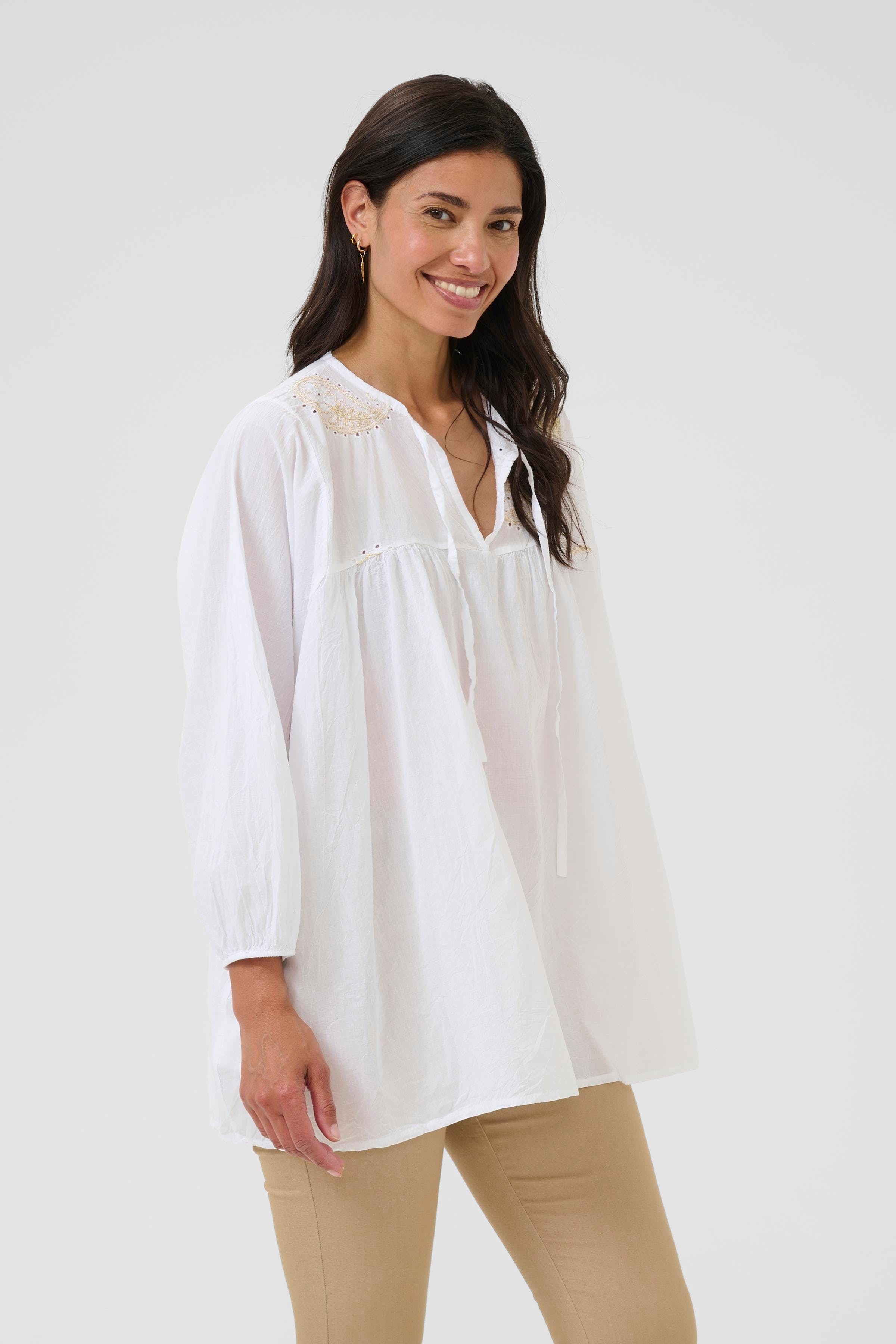 BPkarline Bluse LOOKBOOK FRONT 40103572-400006