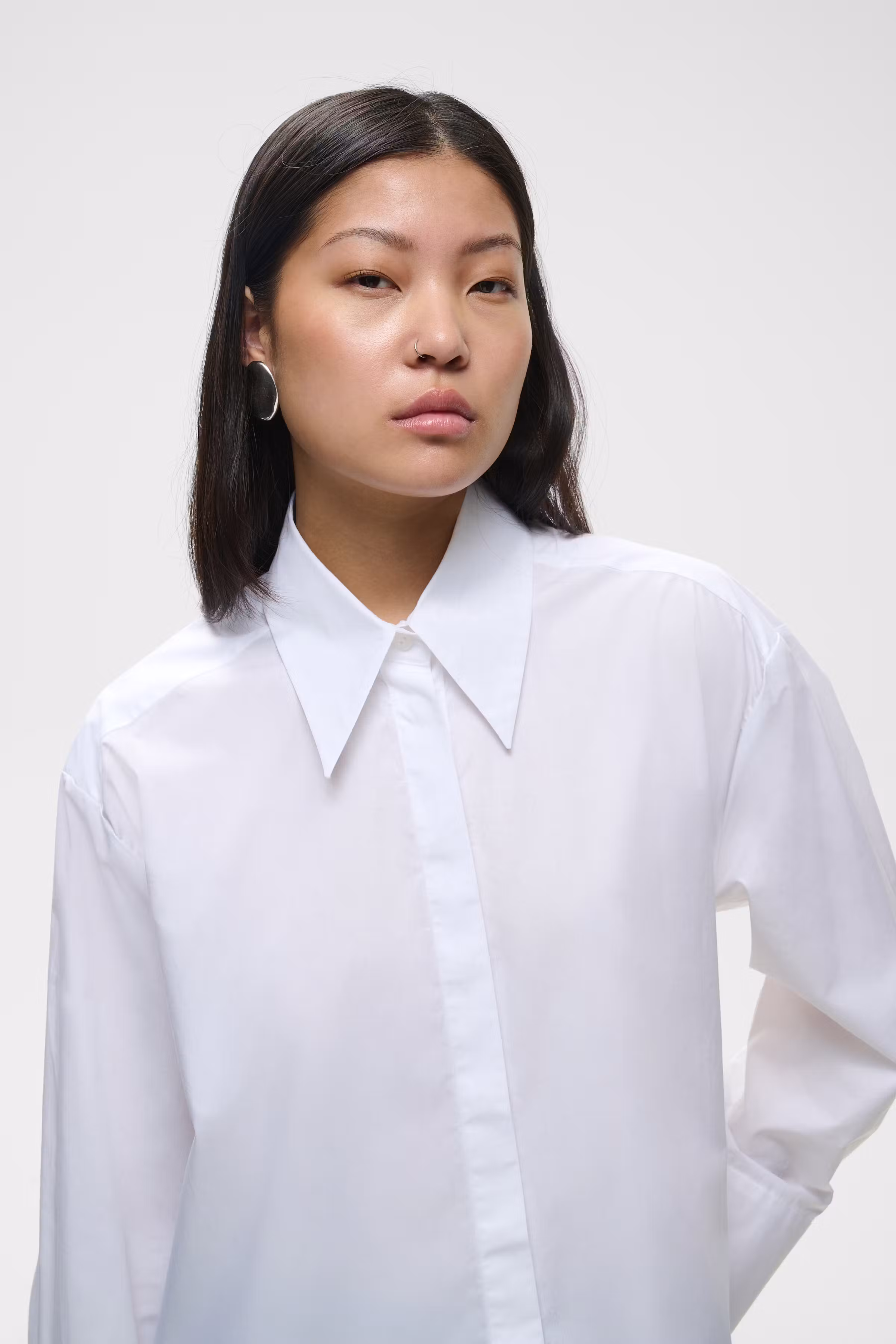 IOELVIE Blouse LOOKBOOK DETAIL 30600573-WH001