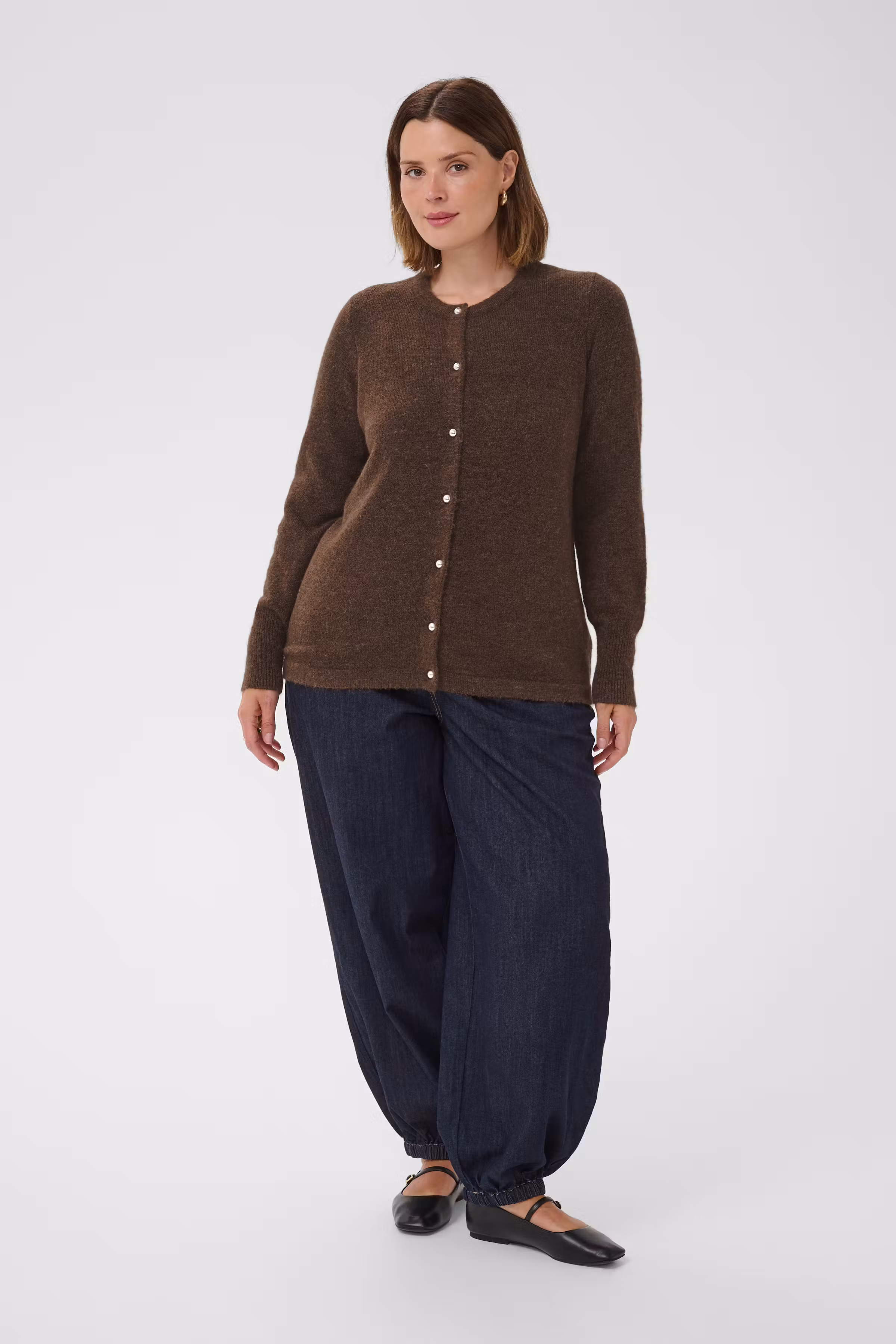 KCniela Cardigan LOOKBOOK FRONT 10583699-1911161