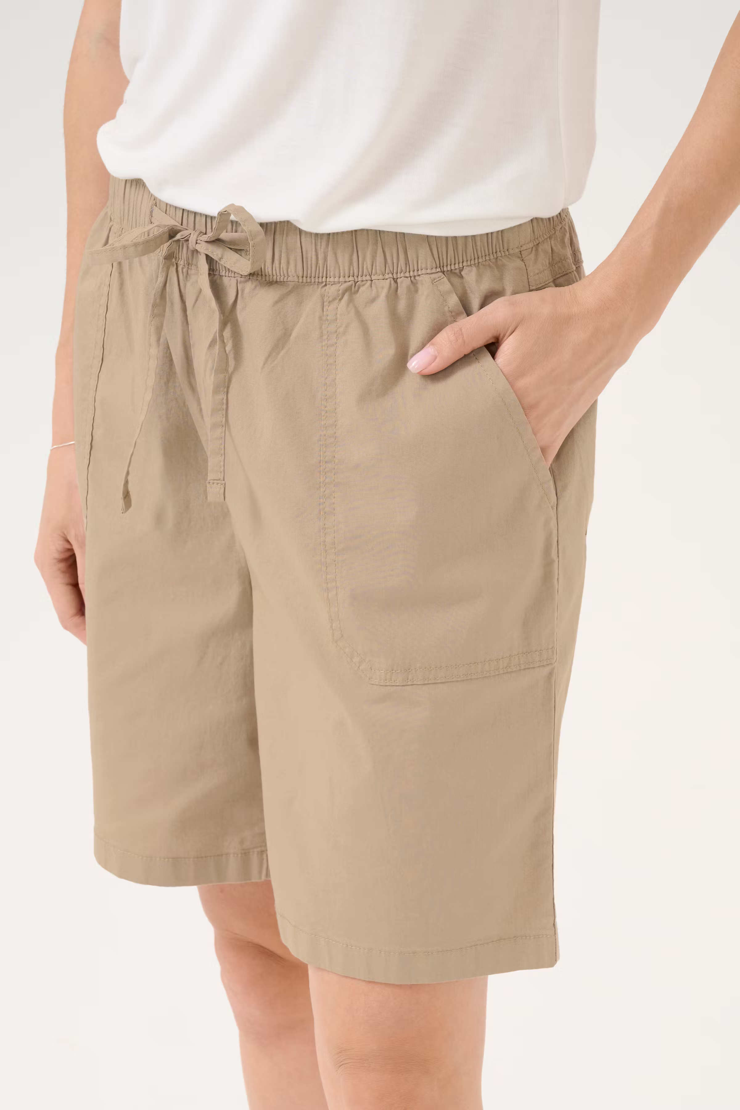 CUhalina Shorts LOOKBOOK DETAIL 50111632-107032