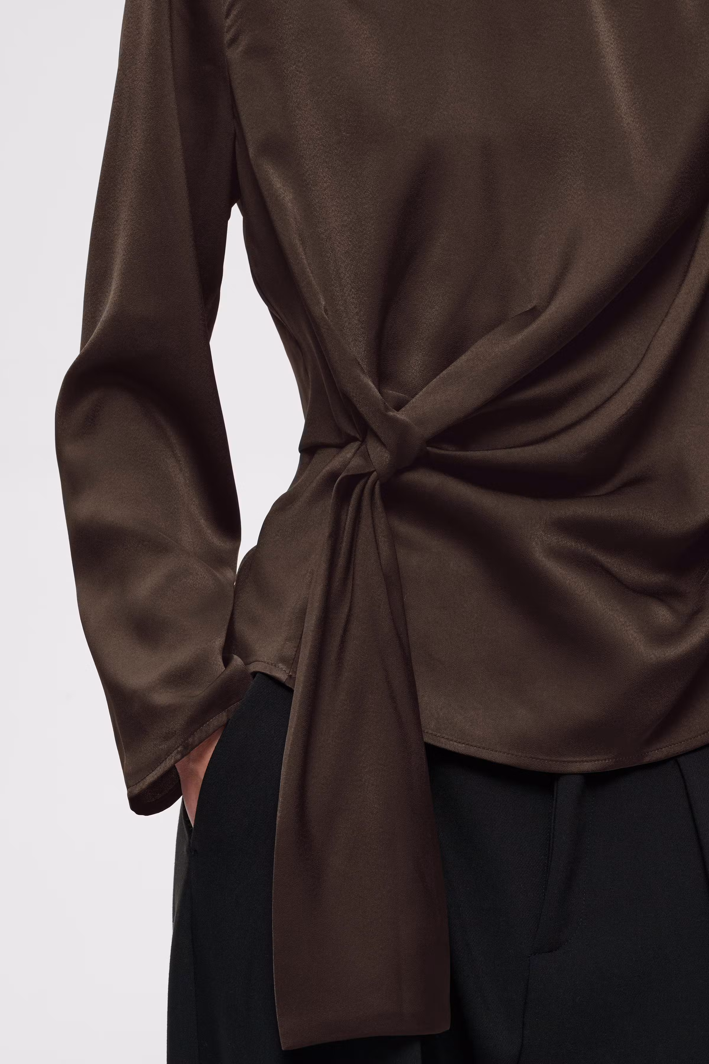 SATINEIW Blouse LOOKBOOK DETAIL 30113429-191109