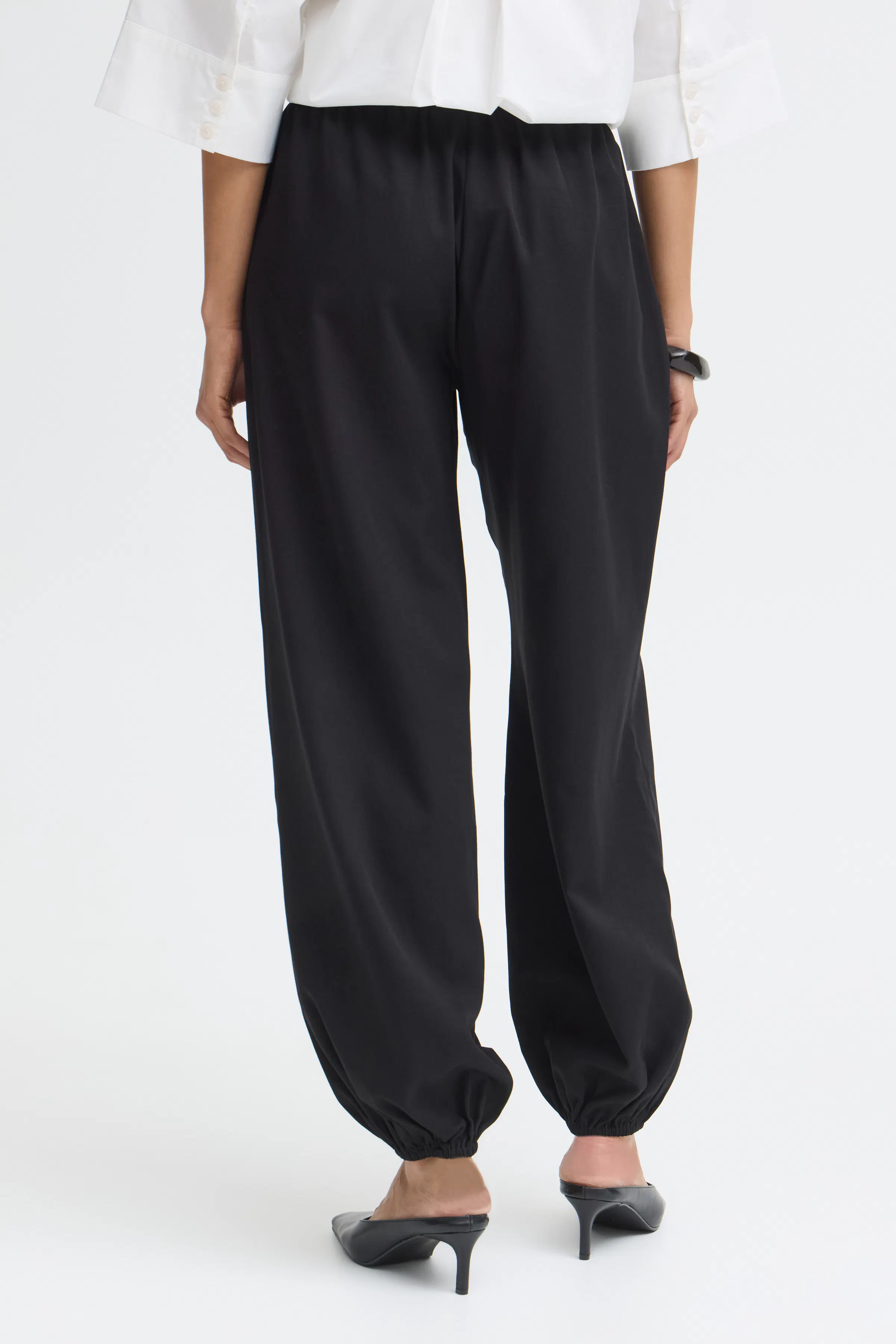 FRNALIA Byxor LOOKBOOK BACK 20618513-194008
