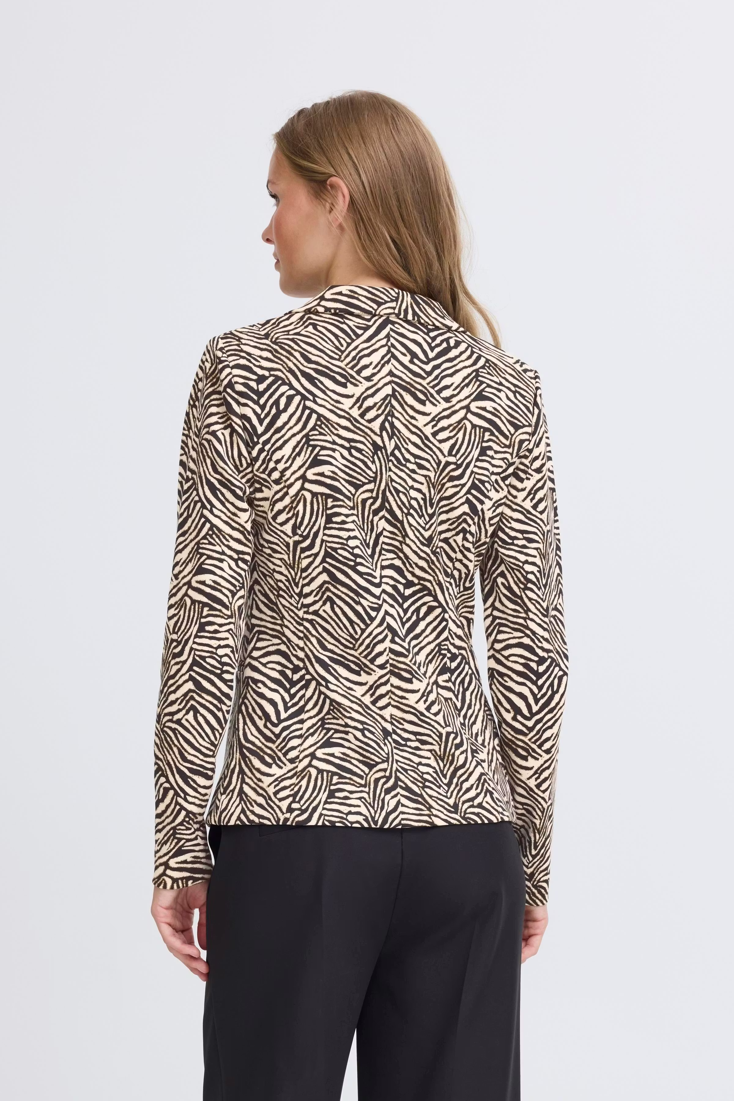 IHKATE Blazer LOOKBOOK BACK 20125272-900001623