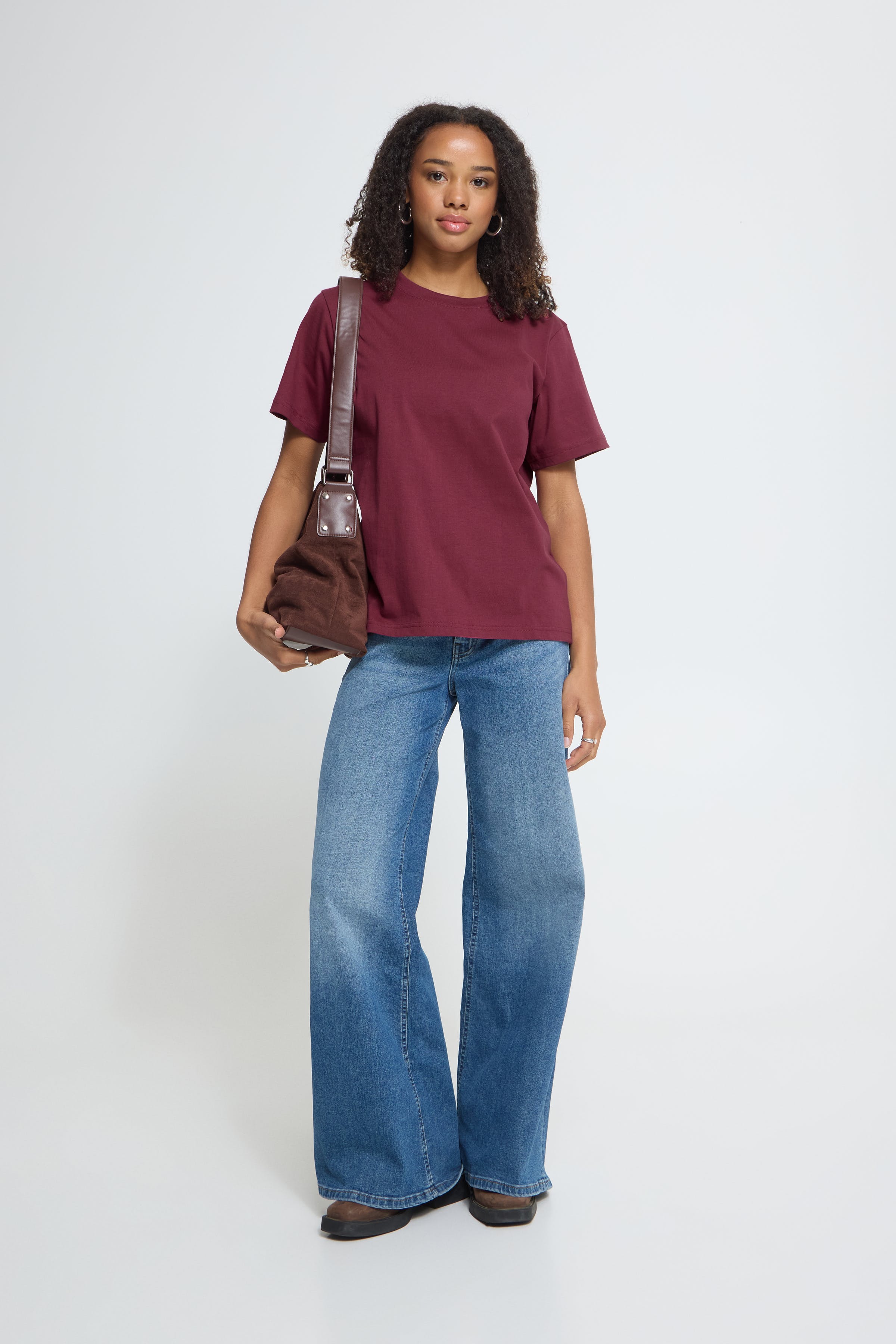 IHPALMER LOOSE T-shirt LOOKBOOK FRONT 20119365-192024